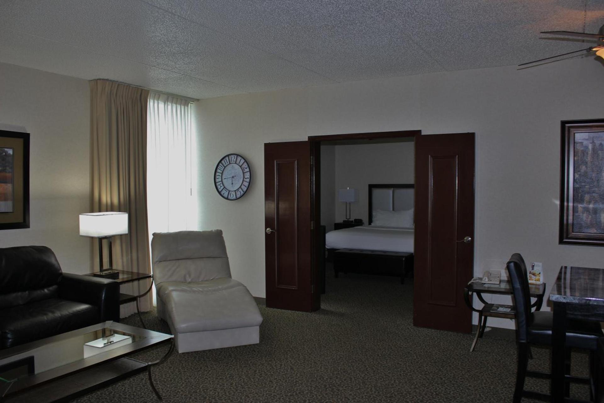 Holiday Inn Des Moines-Airport Conf Center by IHG photo 26