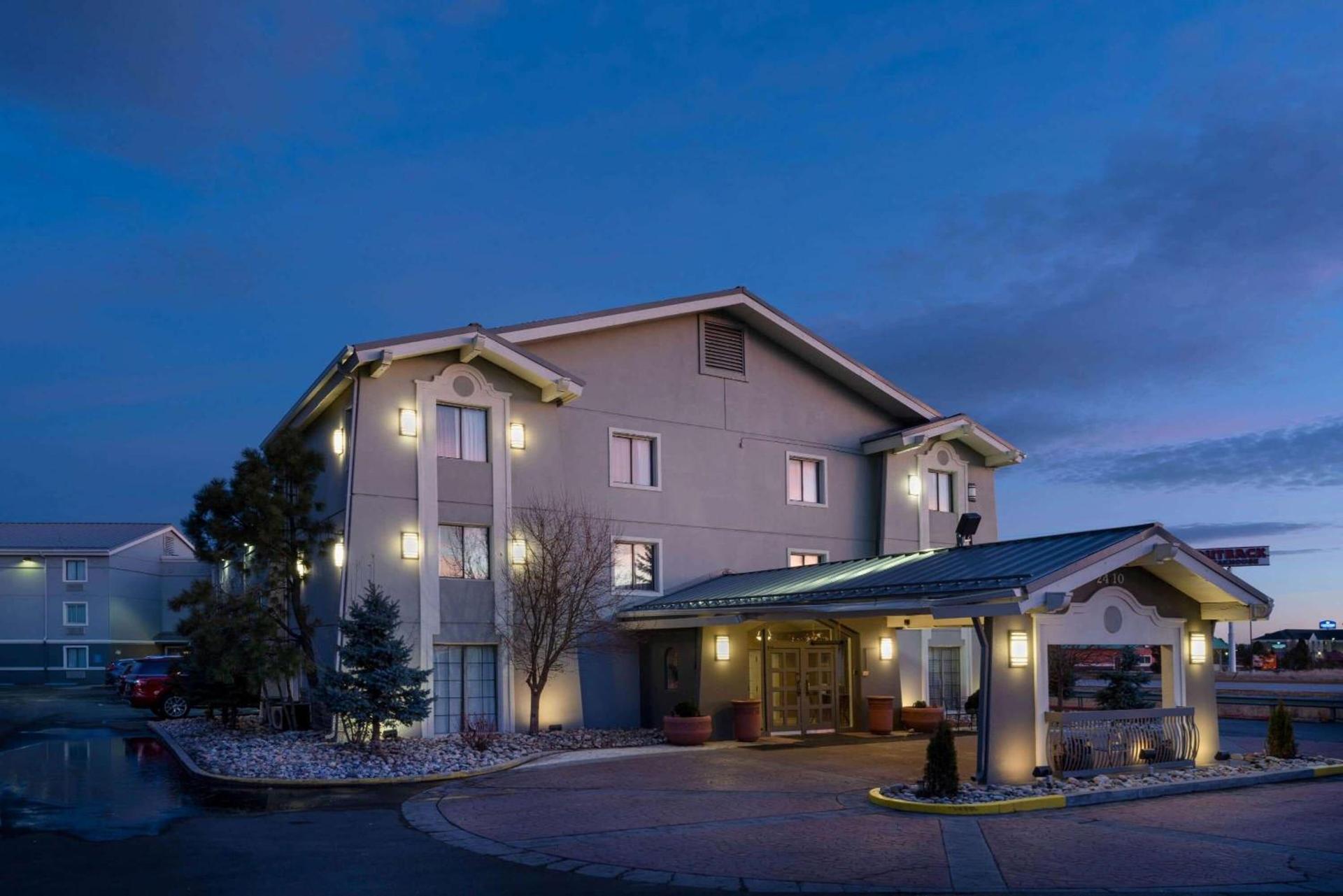 La Quinta Inn by Wyndham Cheyenne photo 42