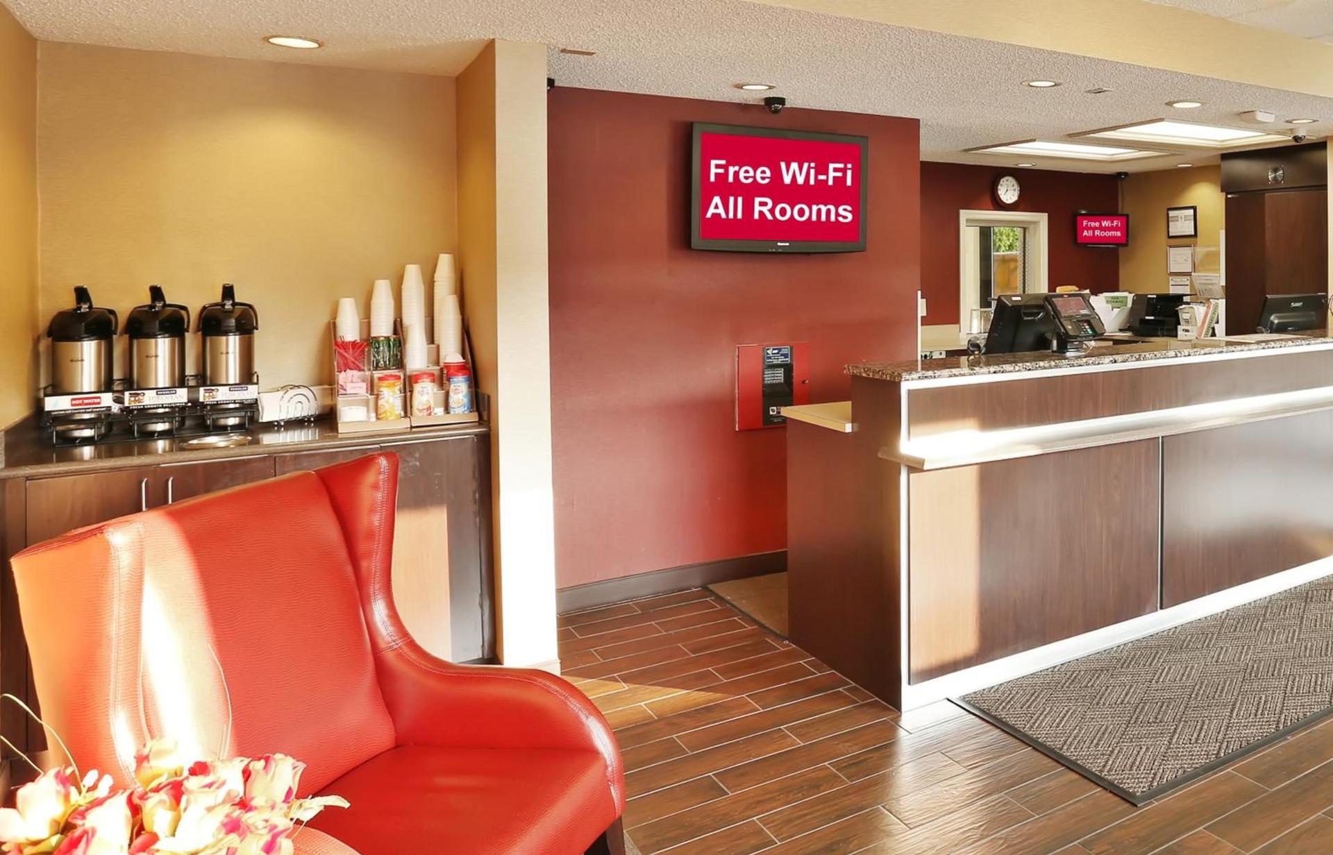 Red Roof Inn Washington DC - Laurel photo 3