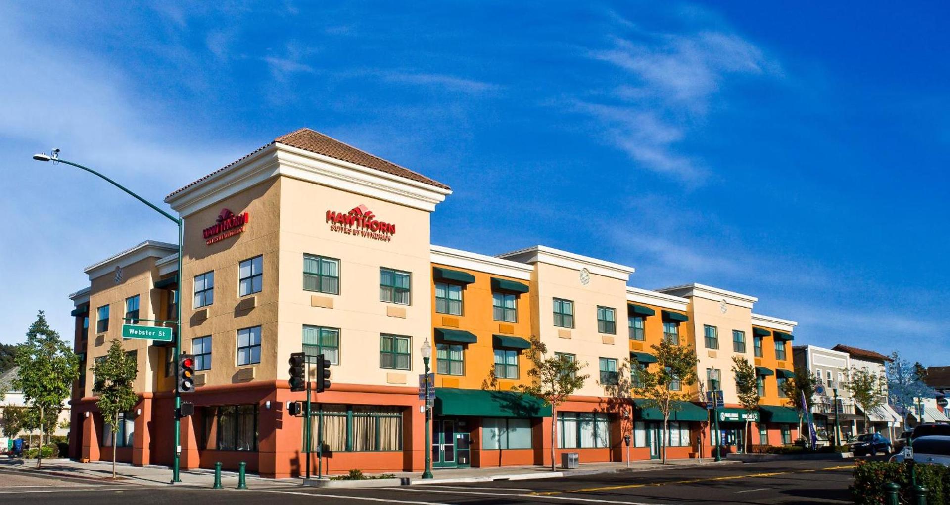 Hawthorn Suites by Wyndham-Oakland/Alameda photo 2