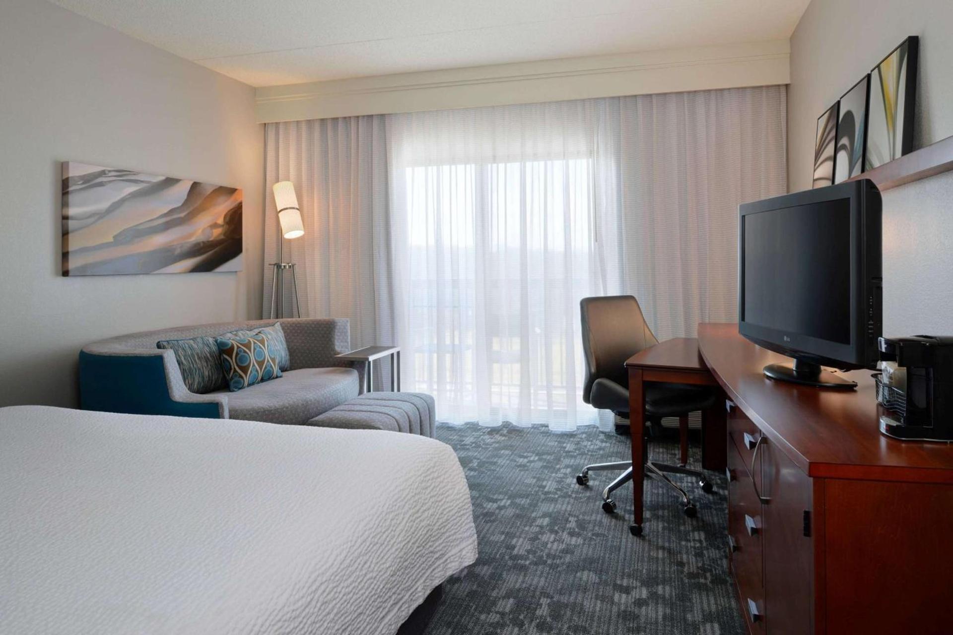Sonesta Select Kansas City South Overland Park photo 2