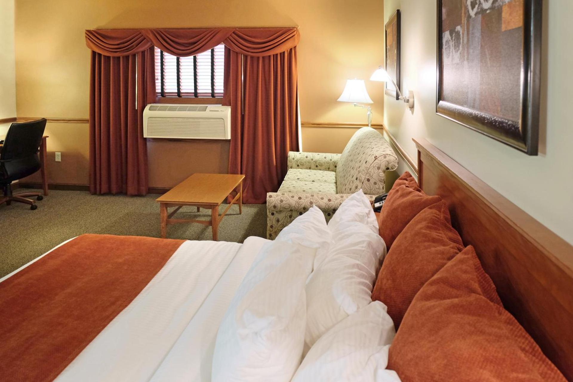 The Inn at Ohio Northern University photo 8