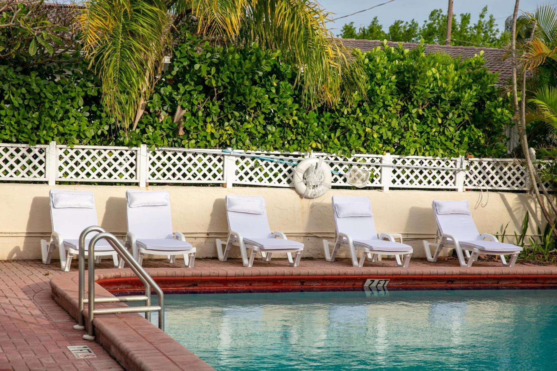 Comfort Inn Oceanside Deerfield Beach photo 51
