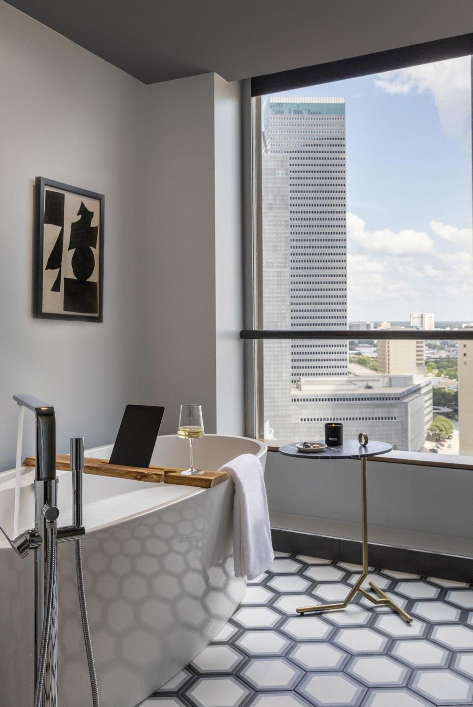 Thompson Dallas, by Hyatt photo 34