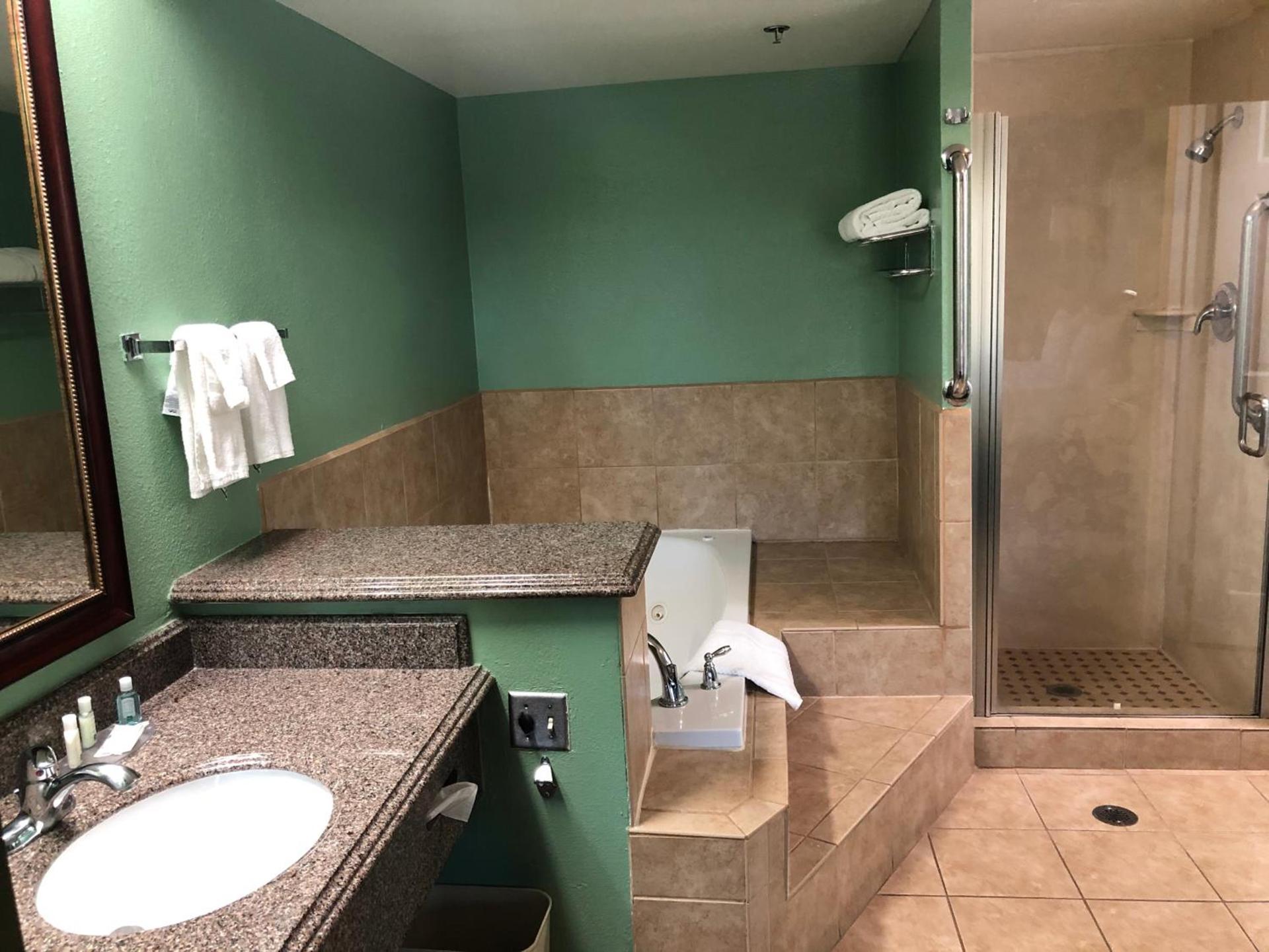 Quality Inn Hemet - San Jacinto photo 17