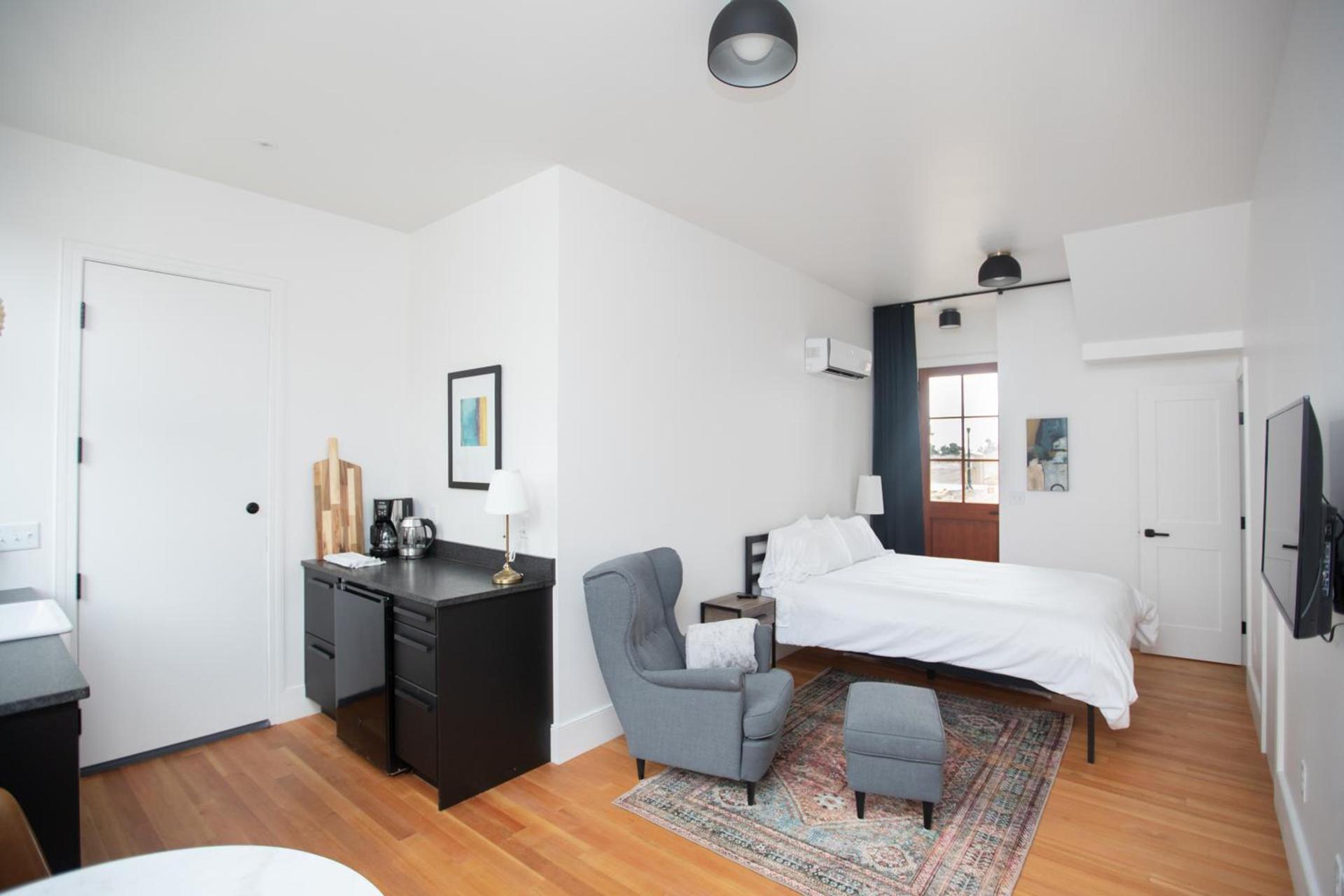 South Main Residences by Surf Hotel photo 33