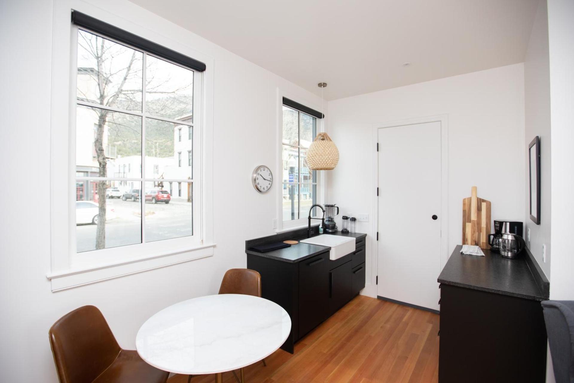 South Main Residences by Surf Hotel photo 35