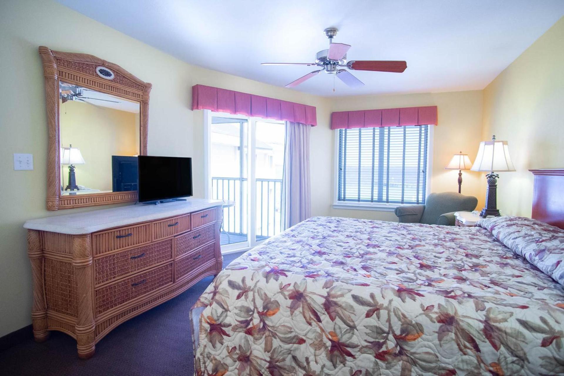 GetAways at Soundside Holiday Beach Resort photo 70