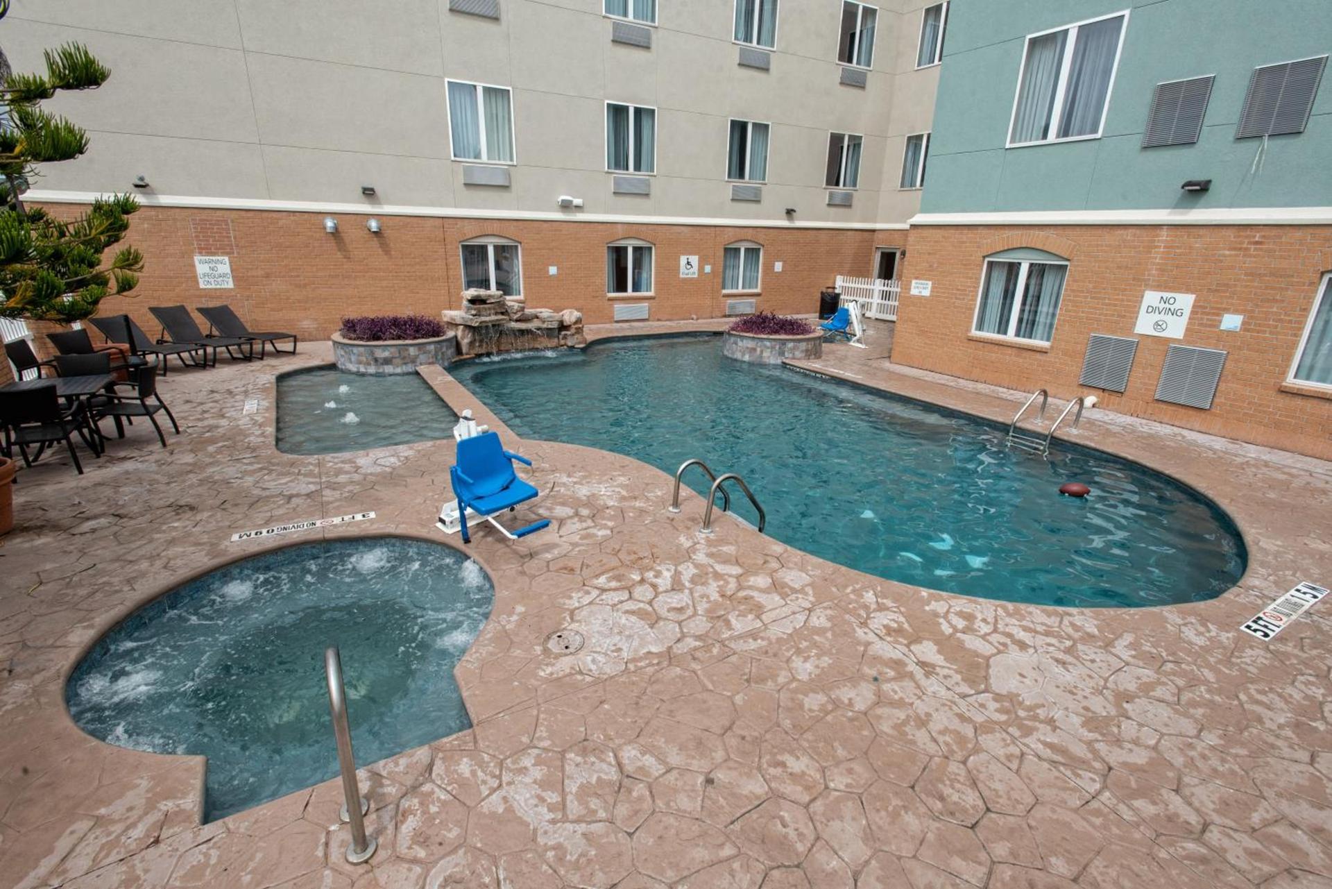 Holiday Inn Express Hotel and Suites Port Aransas/Beach Area by IHG photo 23