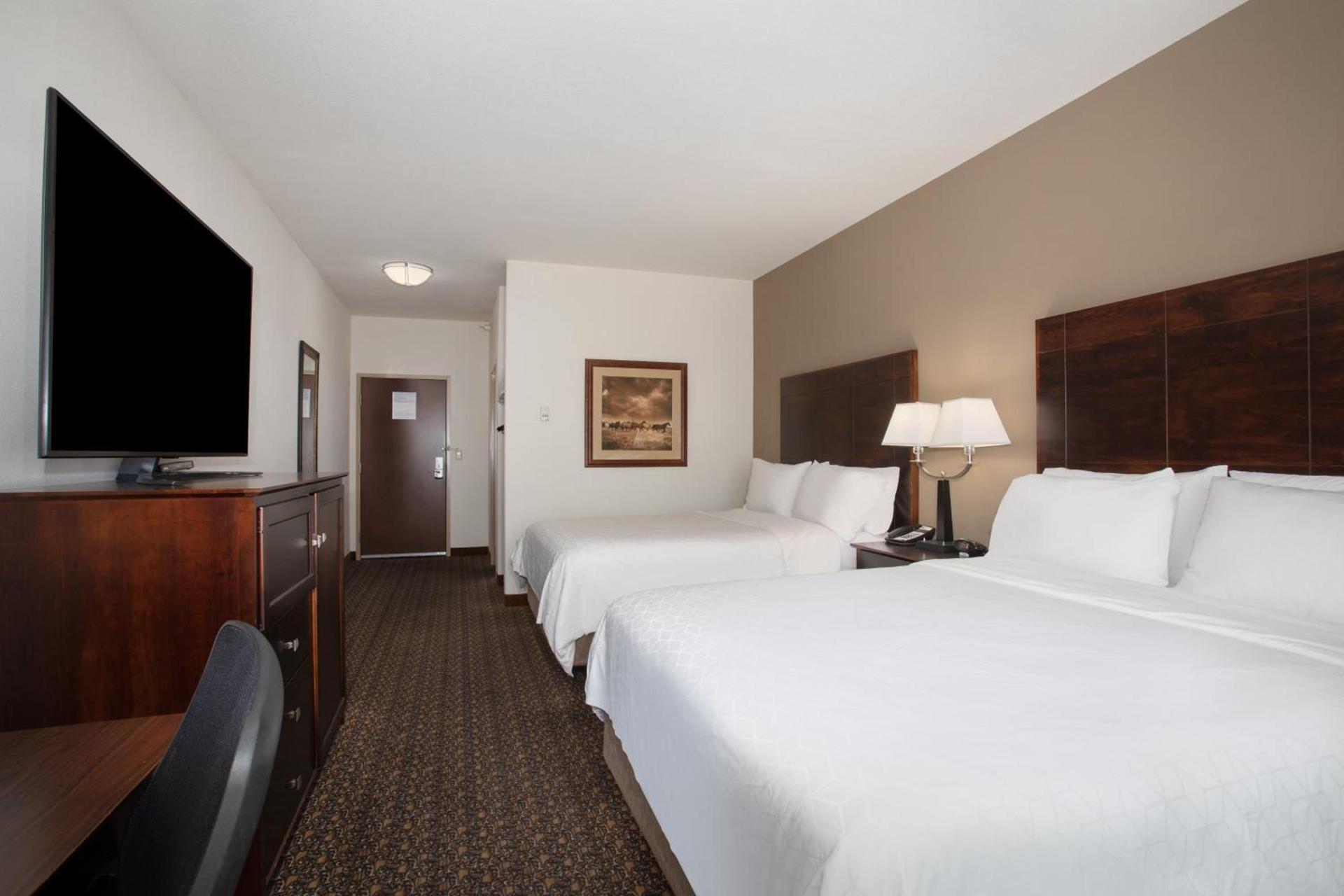 Holiday Inn Express Hotel & Suites Lander by IHG photo 35