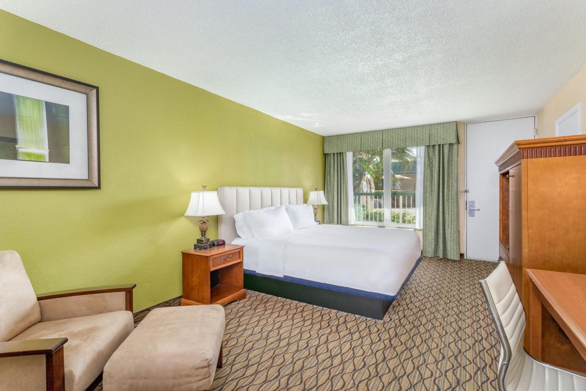 Ocean Breeze Inn Vero Beach photo 36