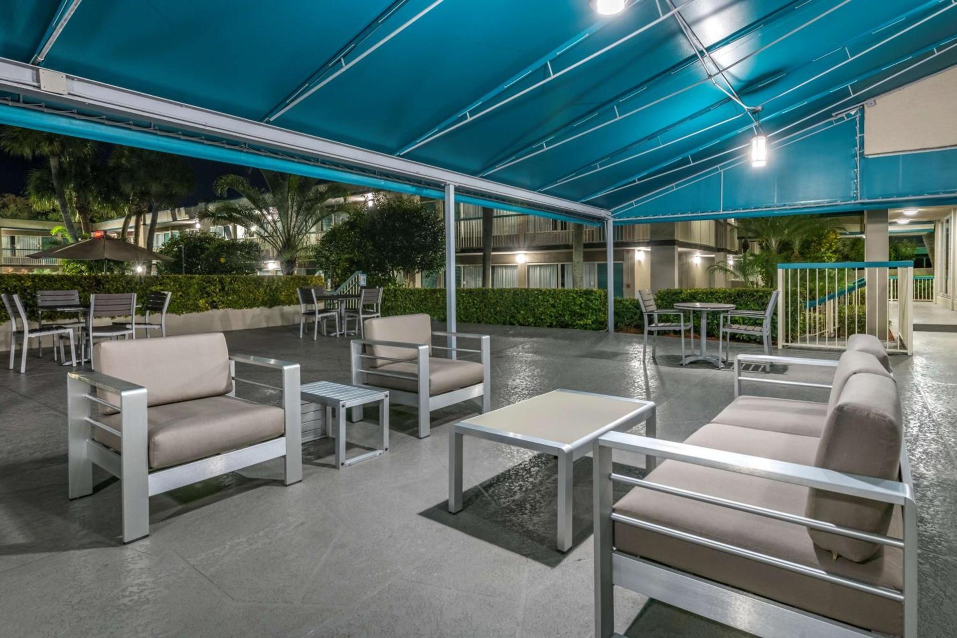 Best Western Downtown Stuart photo 32