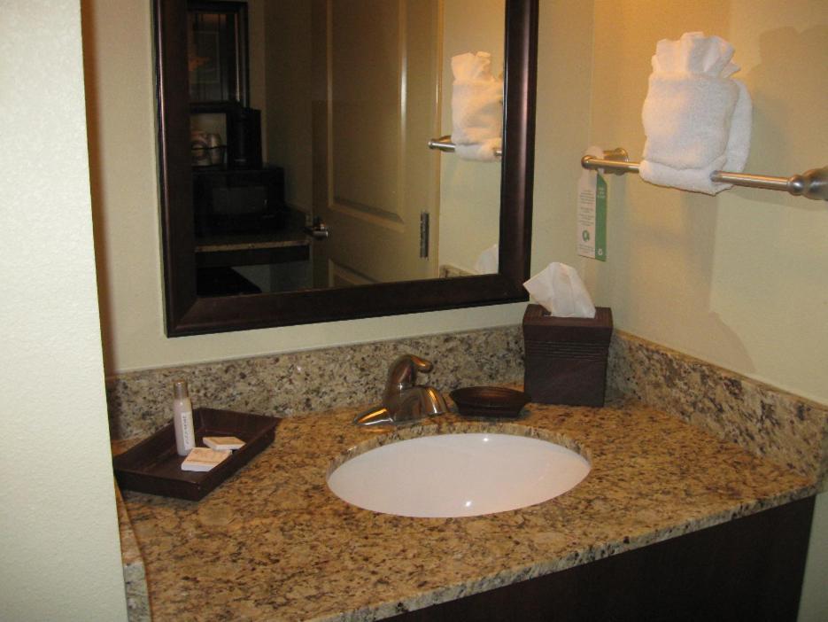 Little Missouri Inn & Suites Watford City photo 22