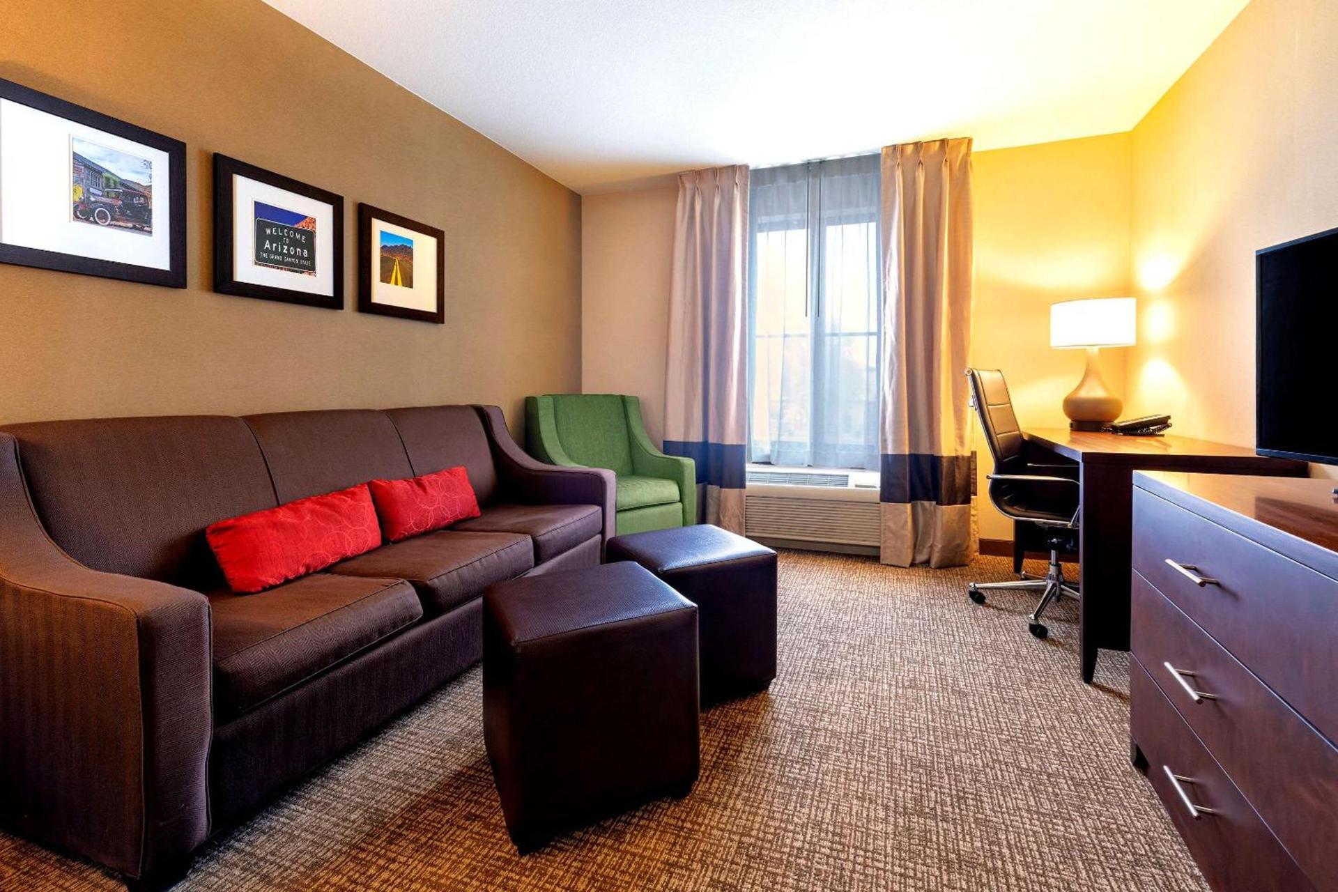 Comfort Suites Goodyear-West Phoenix photo 31