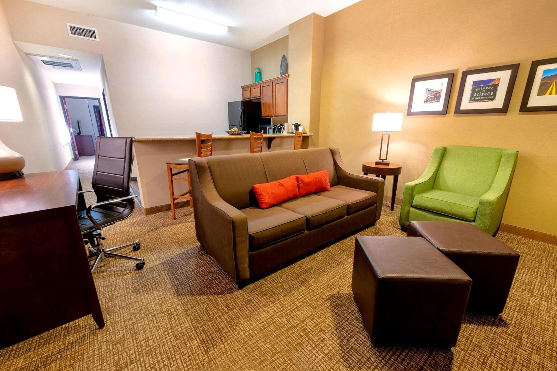 Comfort Suites Goodyear-West Phoenix photo 18