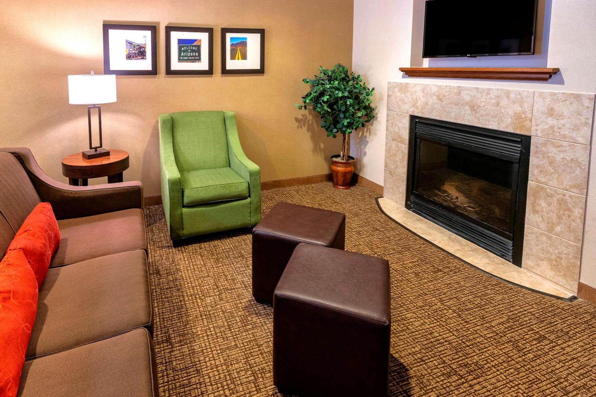 Comfort Suites Goodyear-West Phoenix photo 21