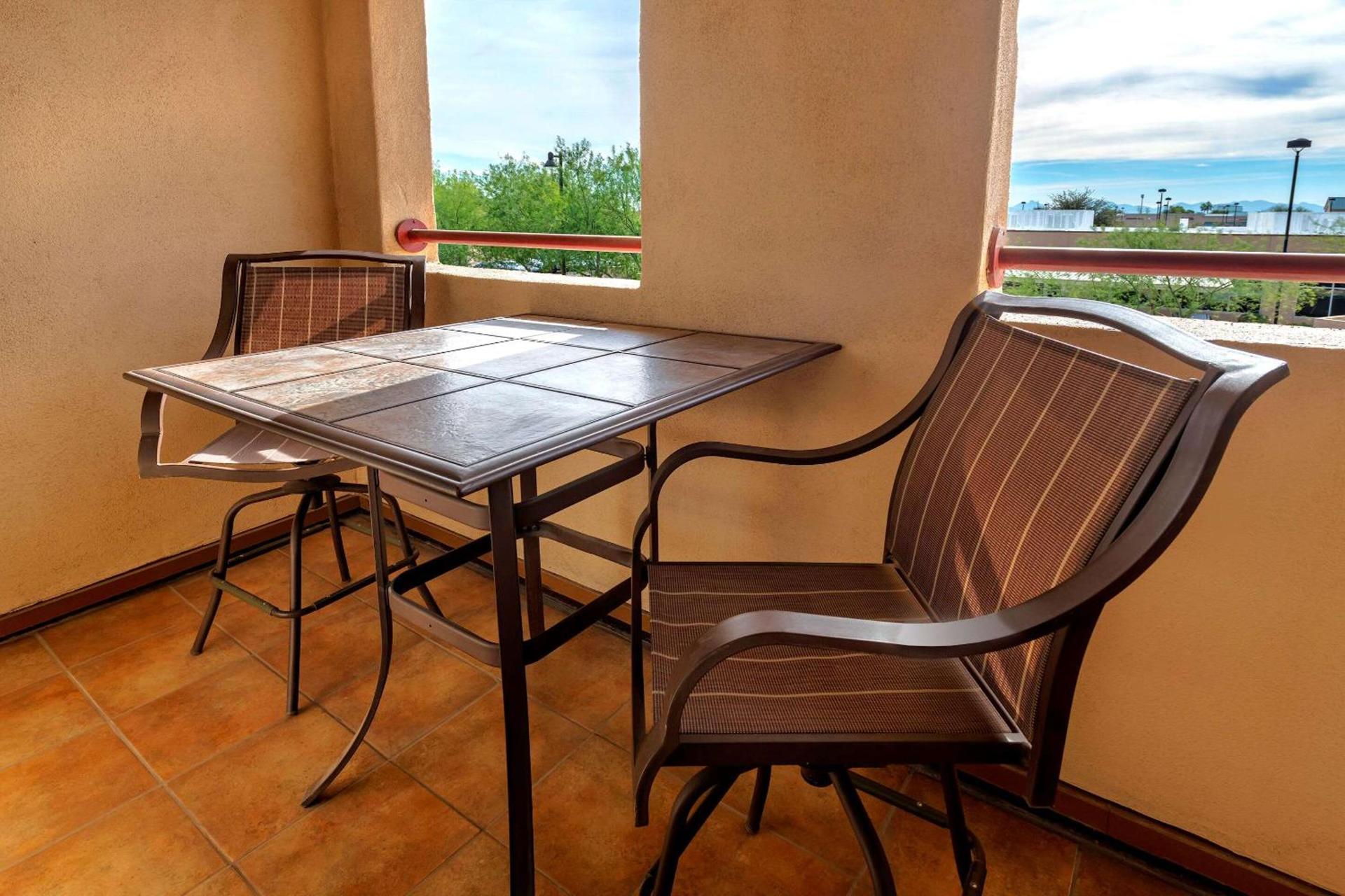 Comfort Suites Goodyear-West Phoenix photo 22