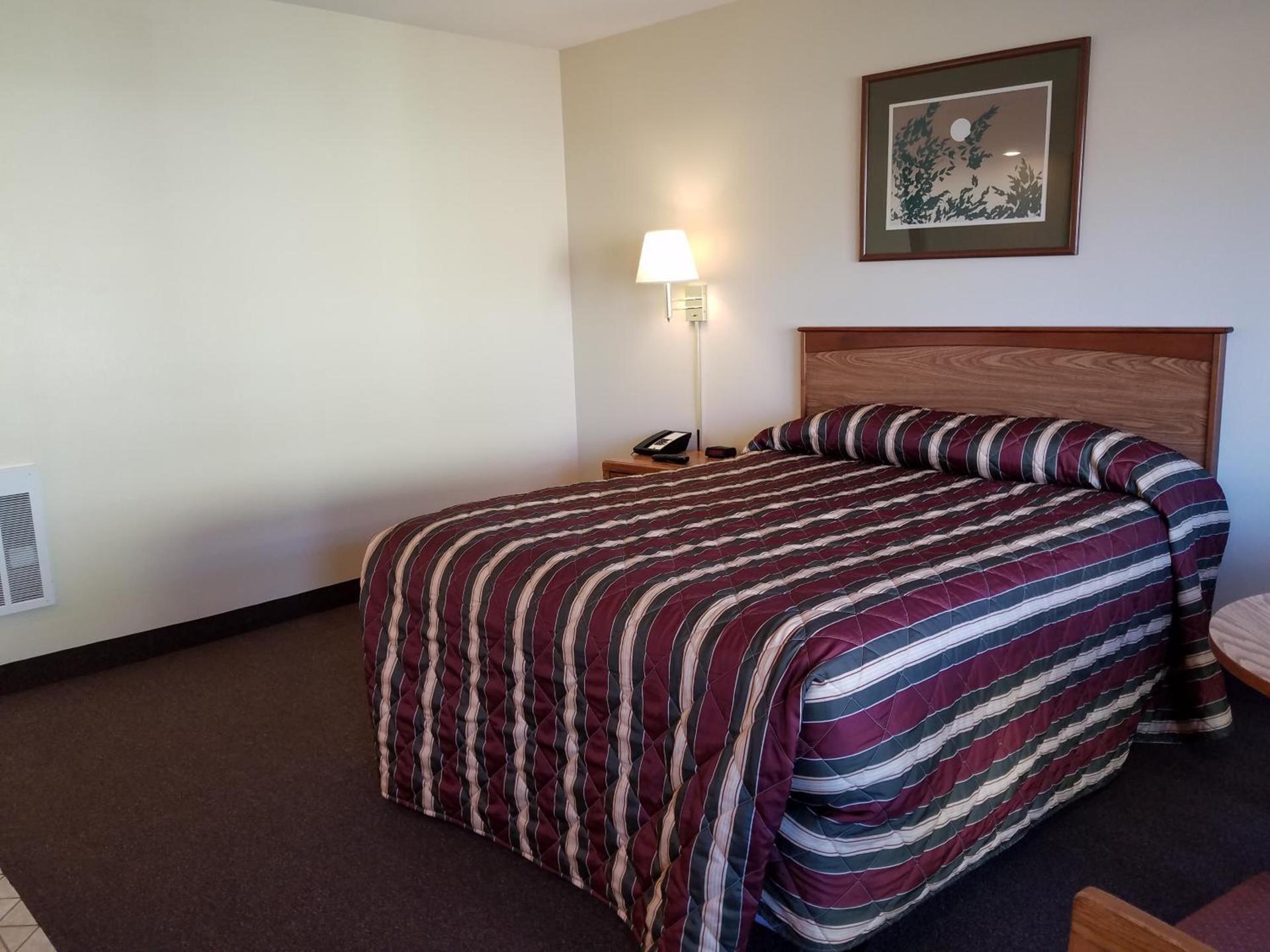 Black Hawk Motel & Suites photo 28