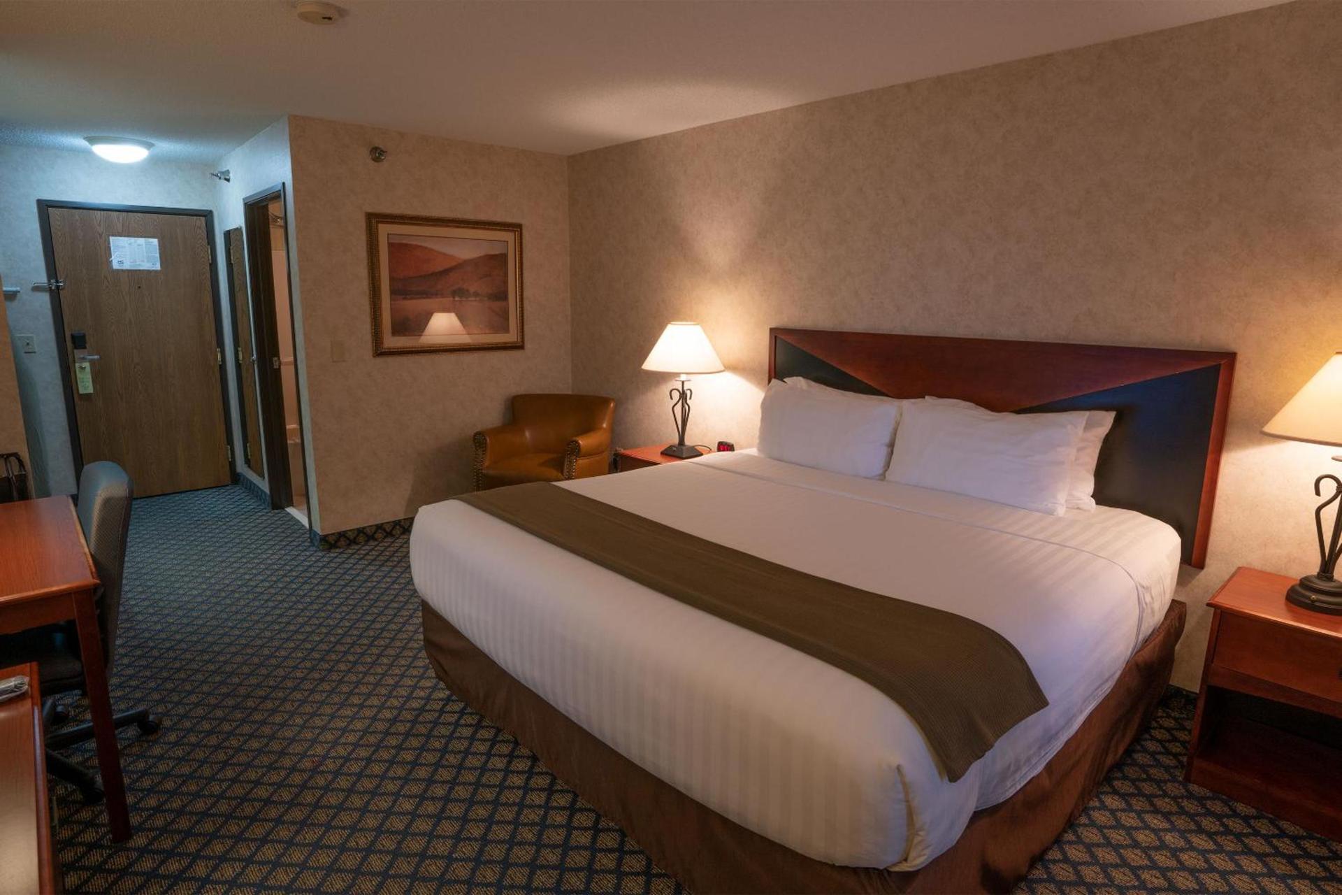 Miles City Hotel & Suites photo 39