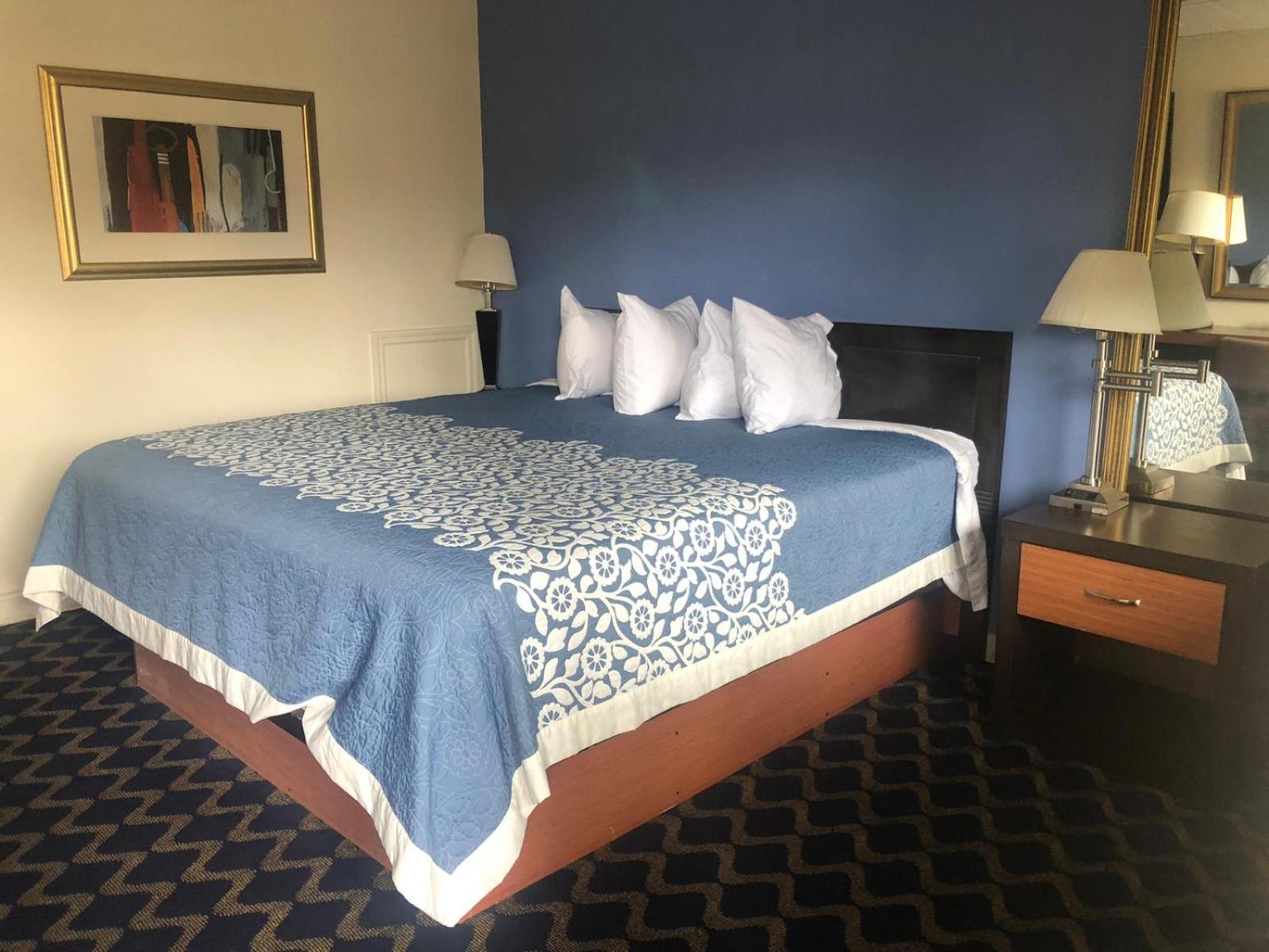 Aderi Hotel Lewisburg photo 9