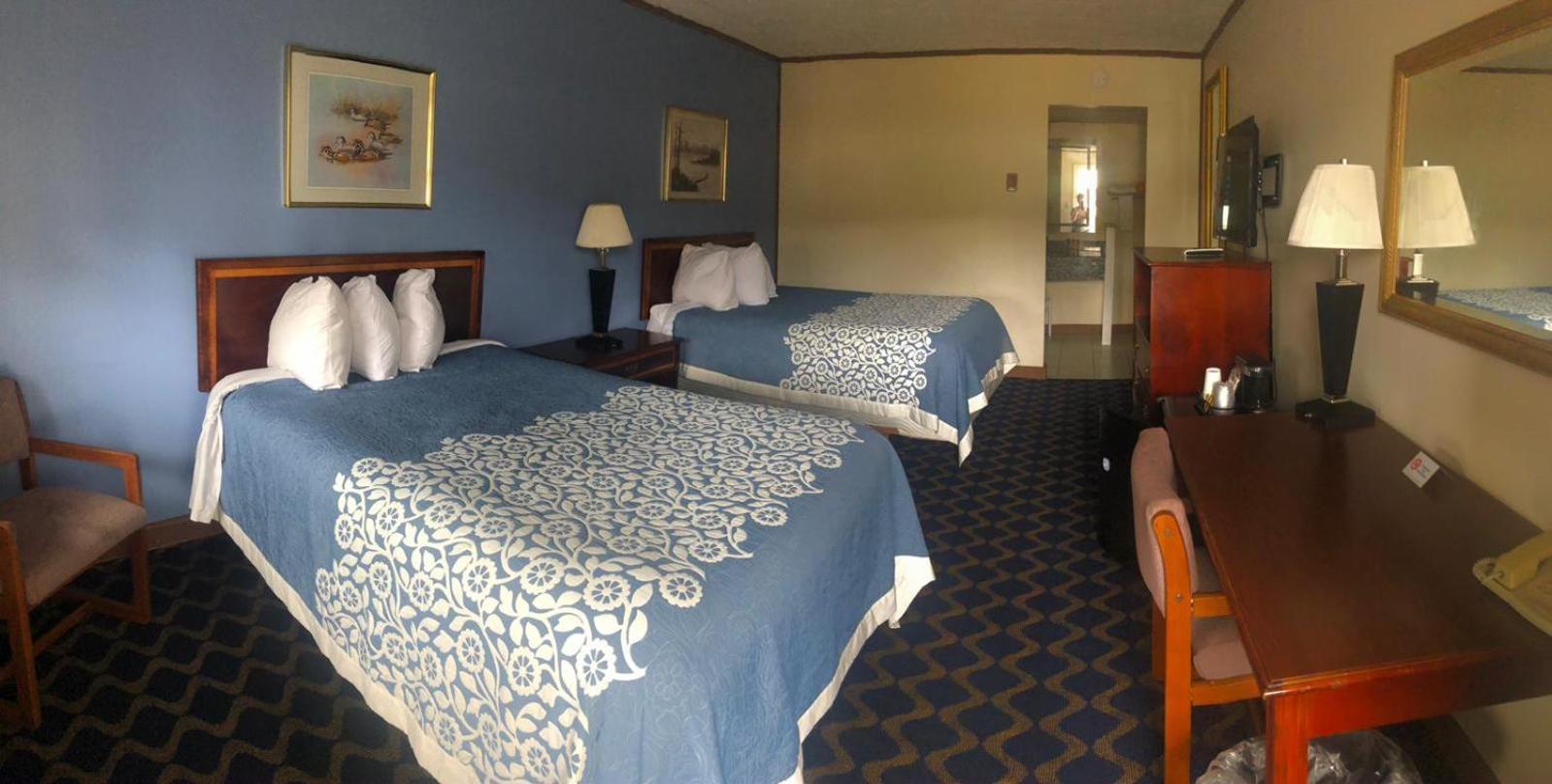 Aderi Hotel Lewisburg photo 17
