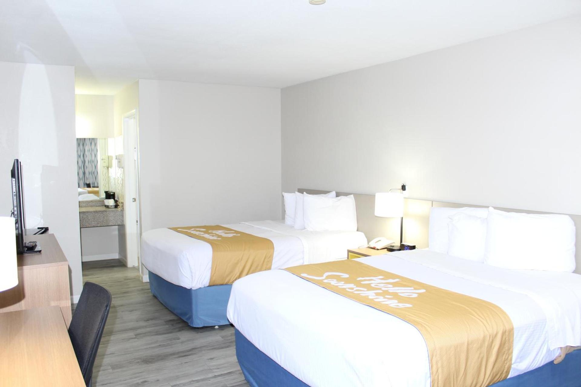 Days Inn by Wyndham Willcox photo 32