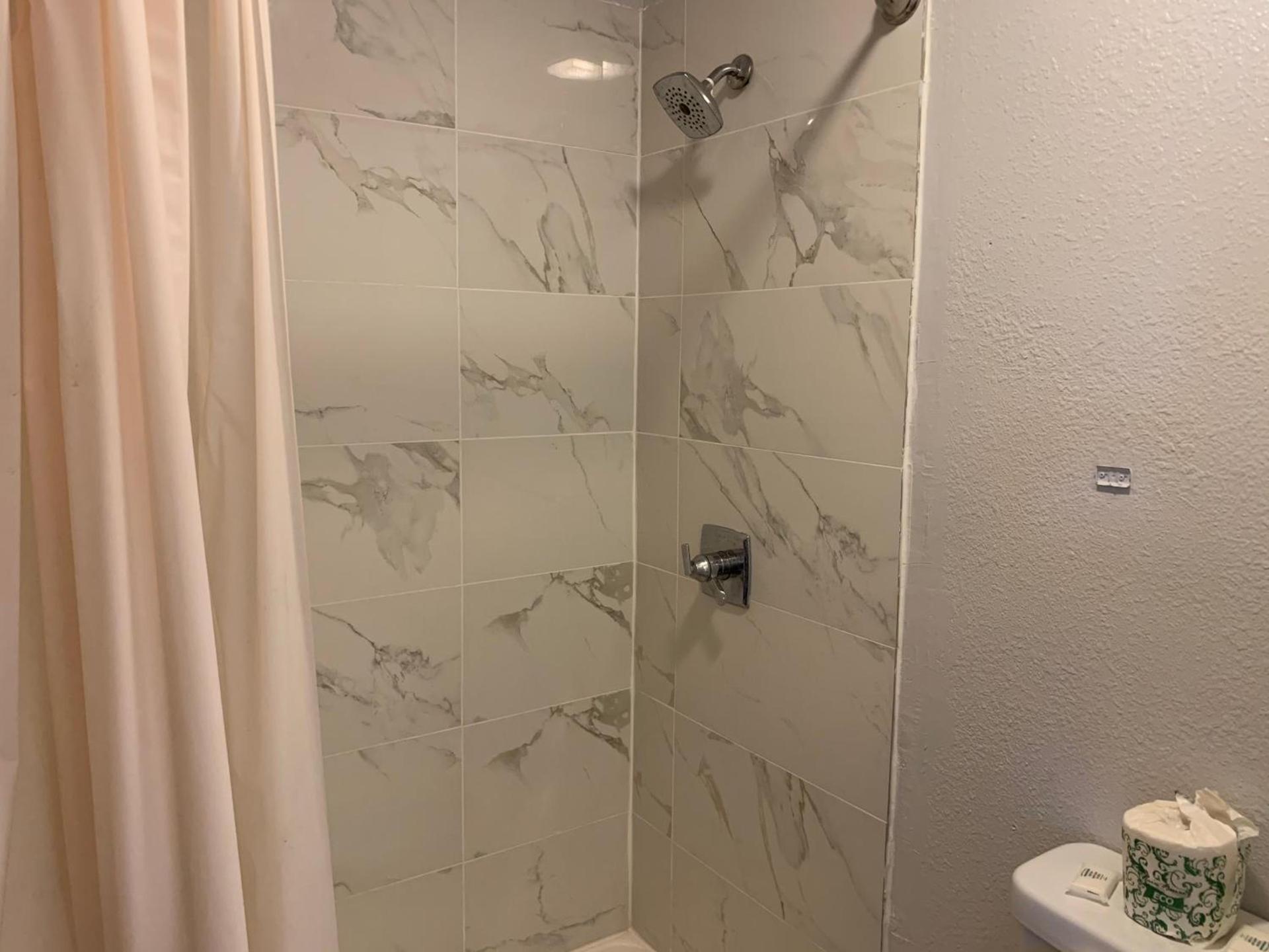 Landmark Inn photo 15