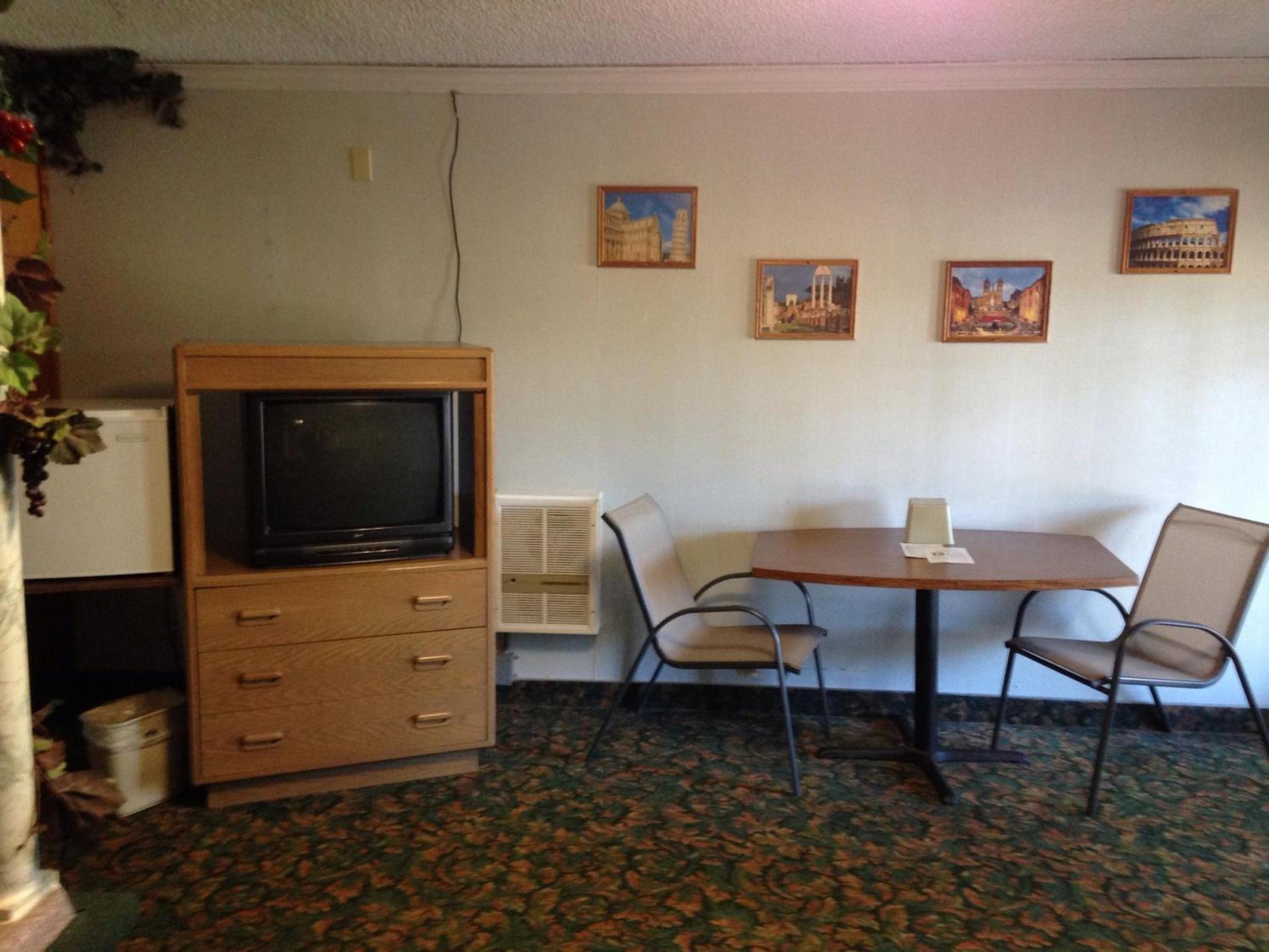 Bennett Bay Inn photo 18