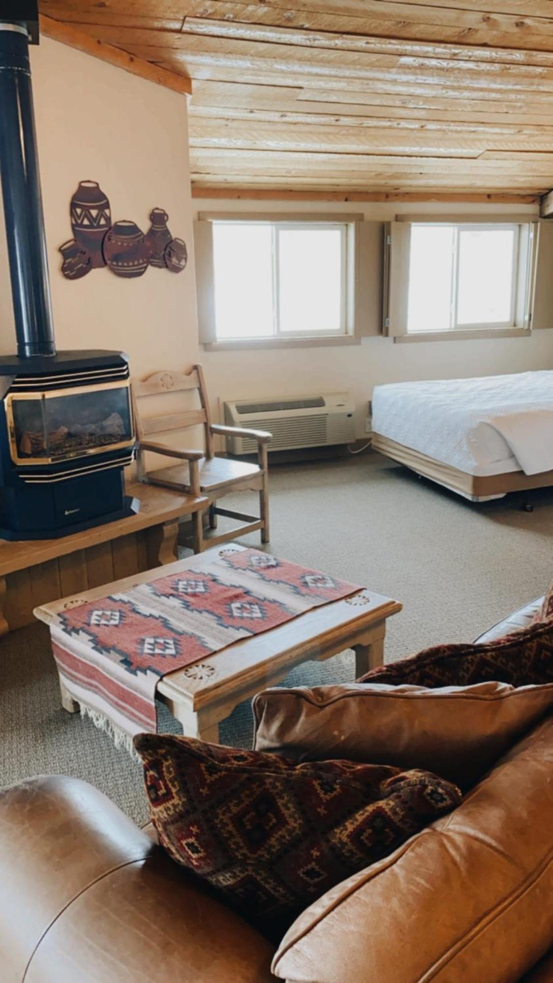 Chama Trails Motel photo 32