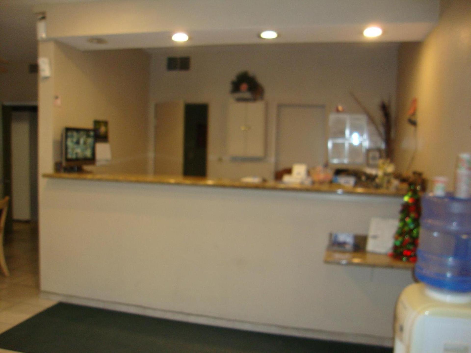 Townhouse Inn and Suites photo 50