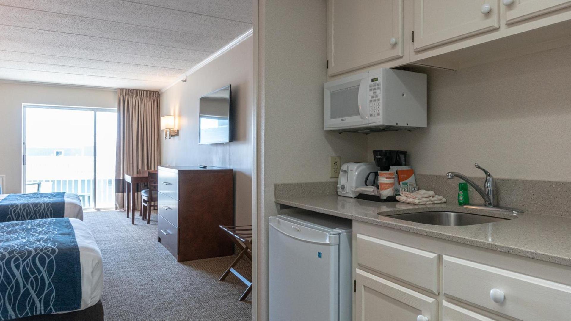 Comfort Inn Ocean City Boardwalk photo 38