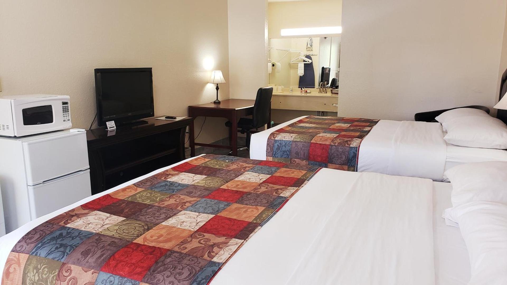 Simple Rewards Inn photo 64