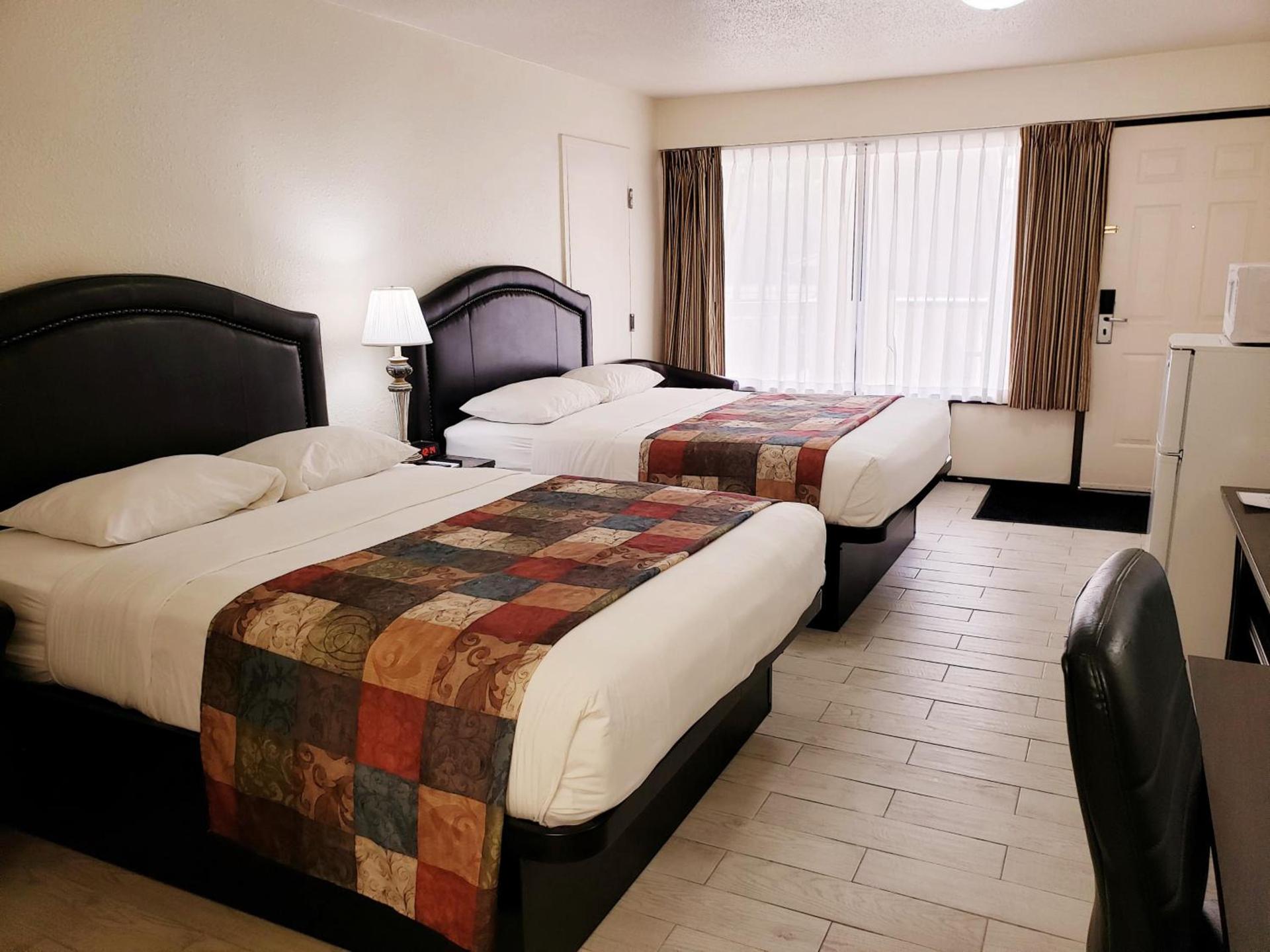 Simple Rewards Inn photo 61