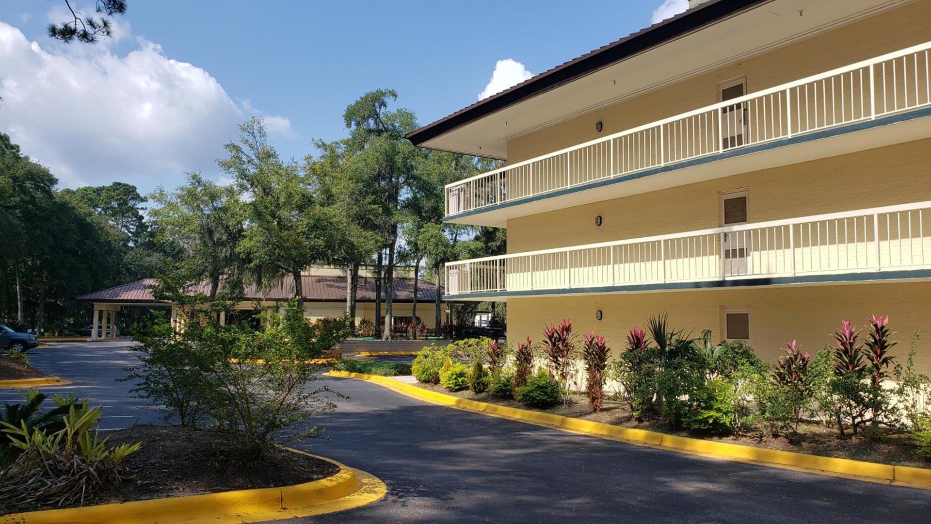 Simple Rewards Inn photo 20
