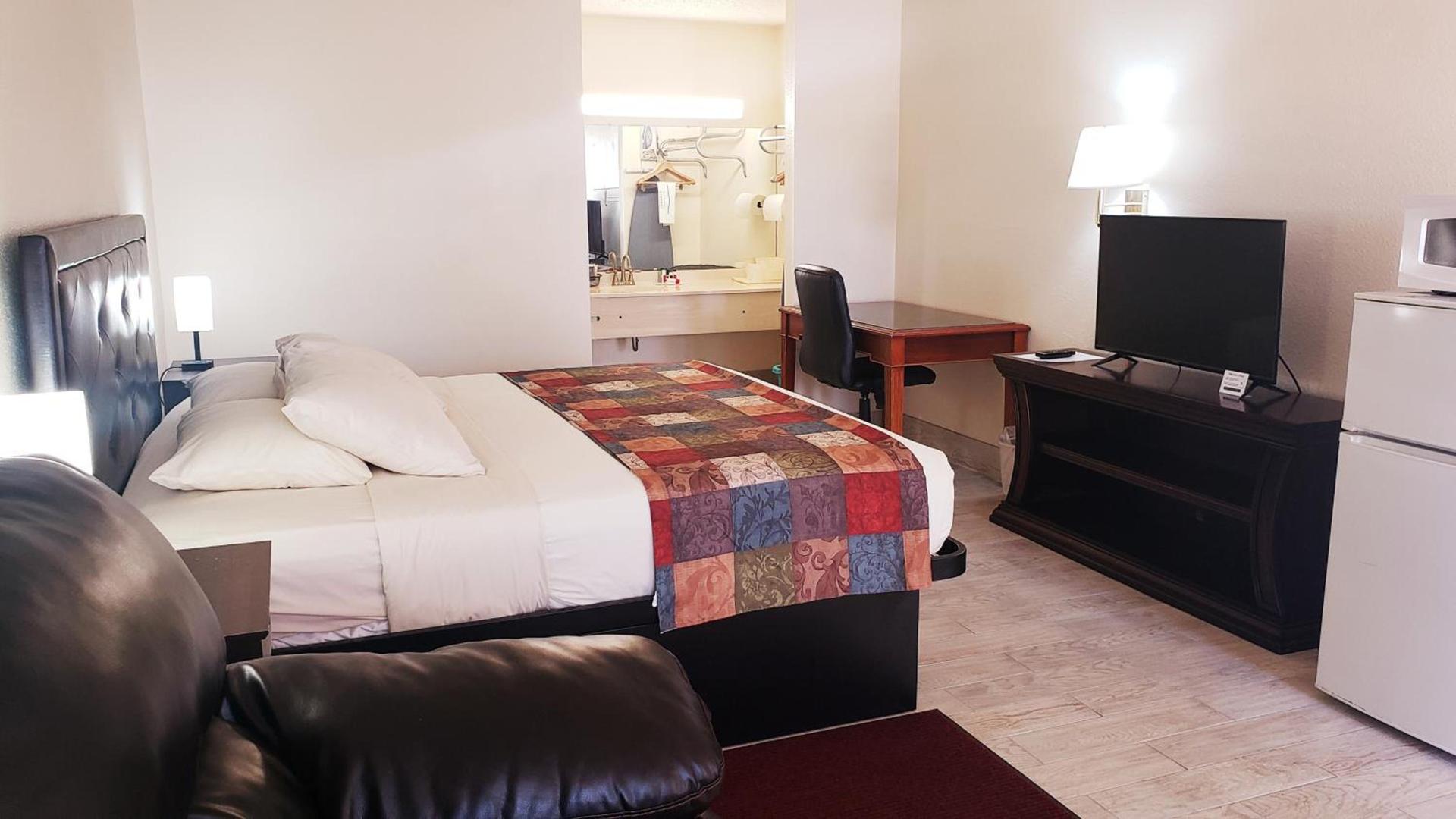 Simple Rewards Inn photo 53