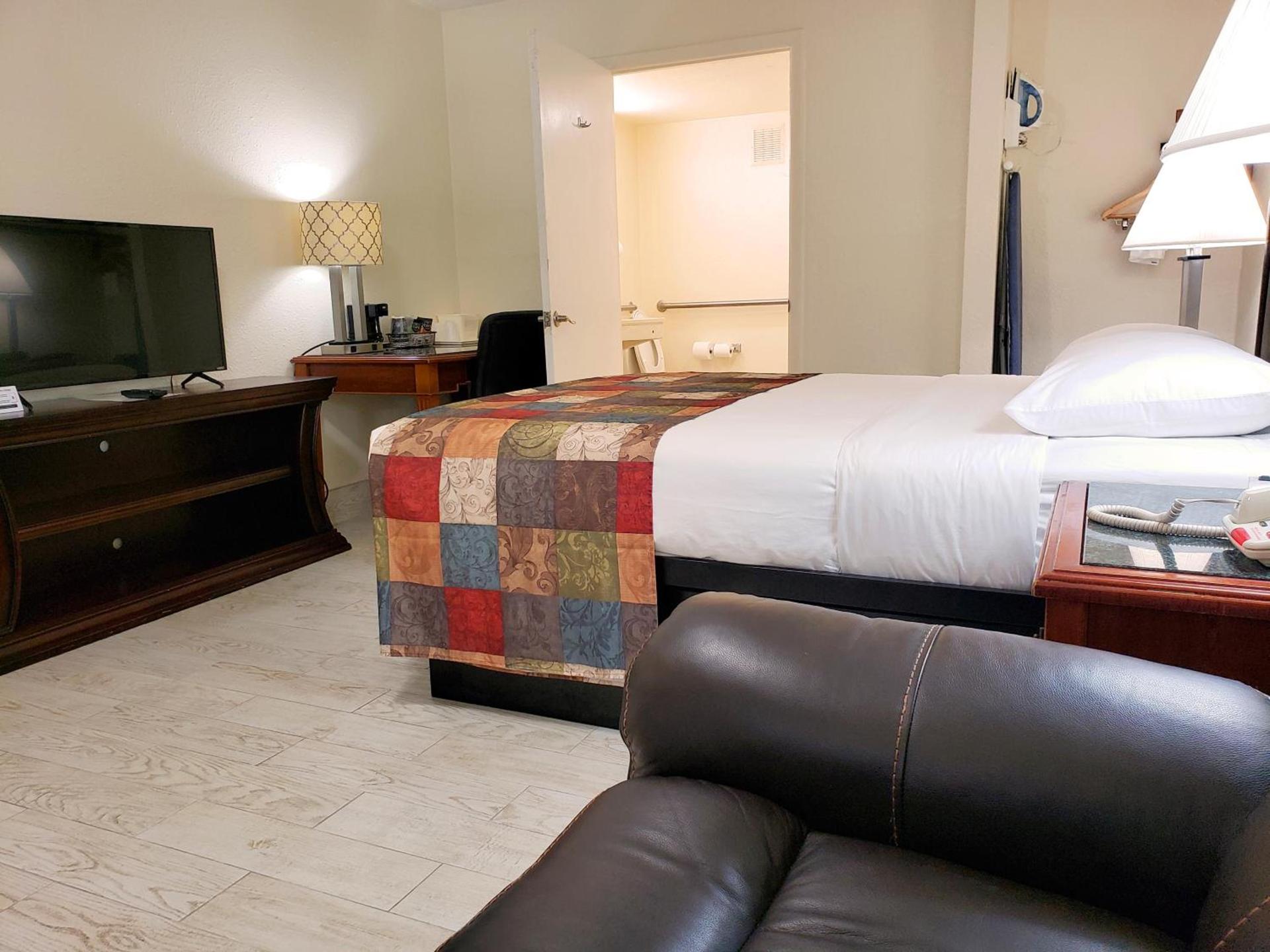 Simple Rewards Inn photo 50