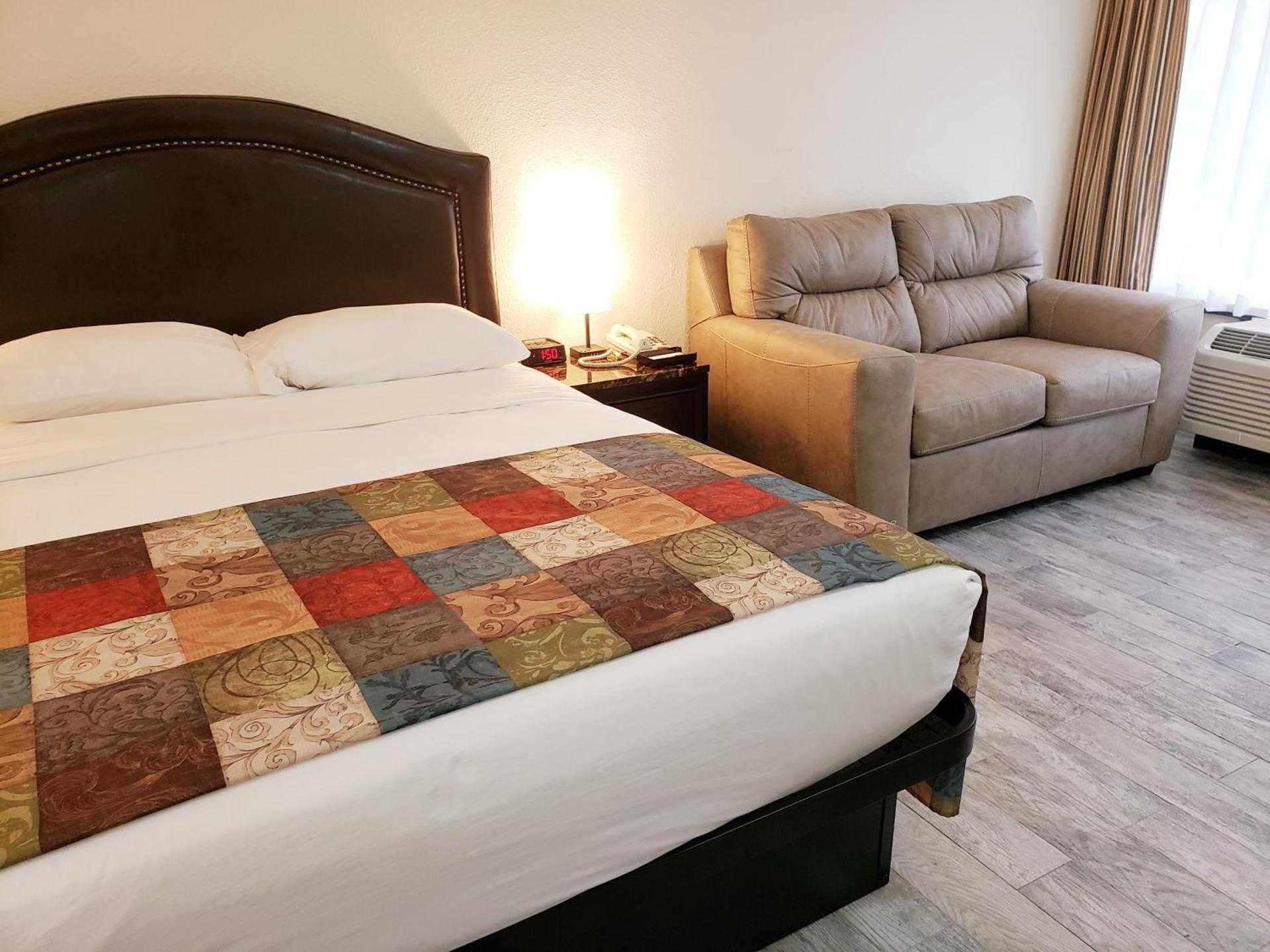 Simple Rewards Inn photo 48