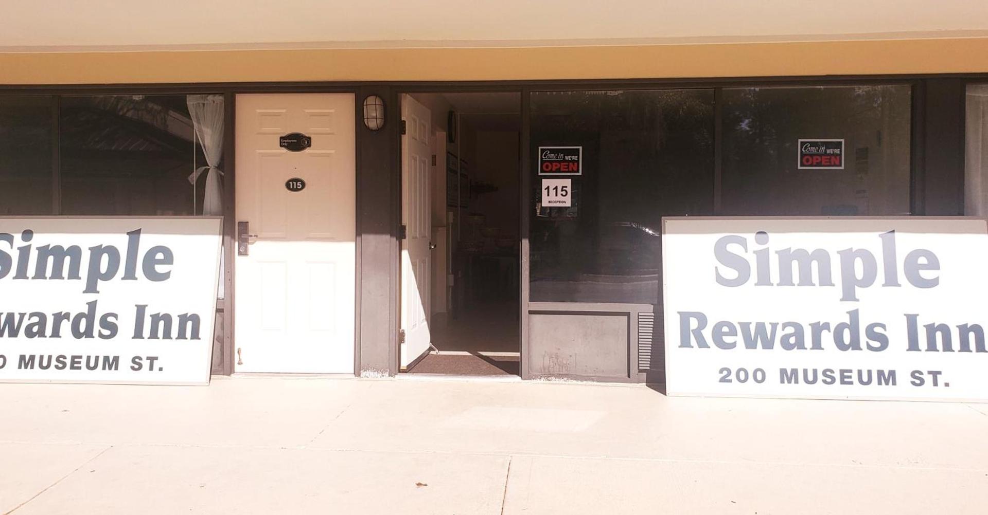 Simple Rewards Inn photo 23