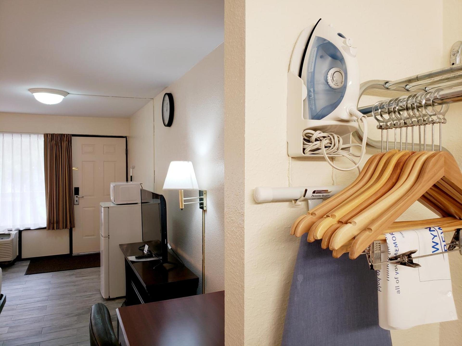 Simple Rewards Inn photo 7