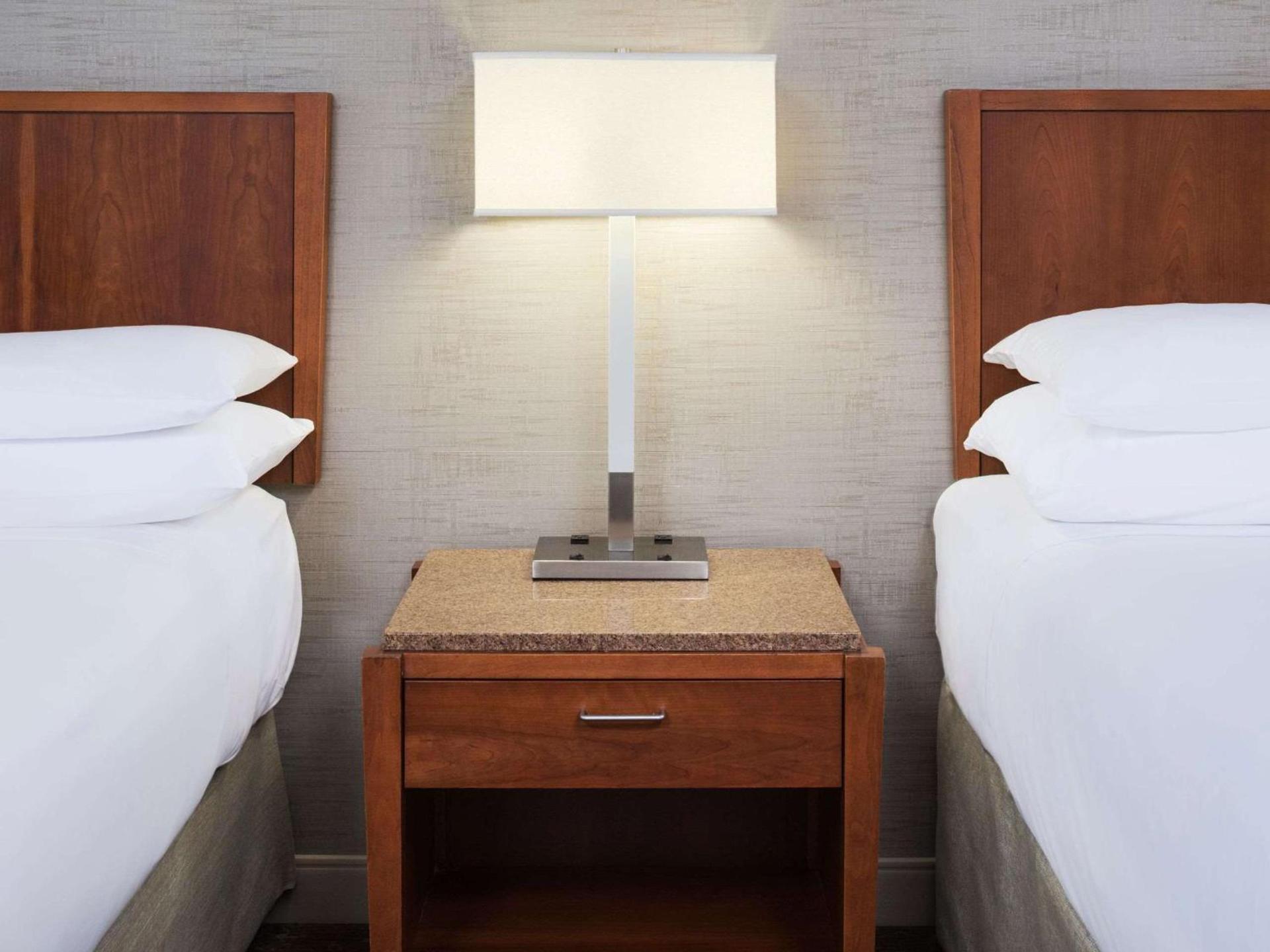 Hyatt Centric Chicago Ohare photo 26