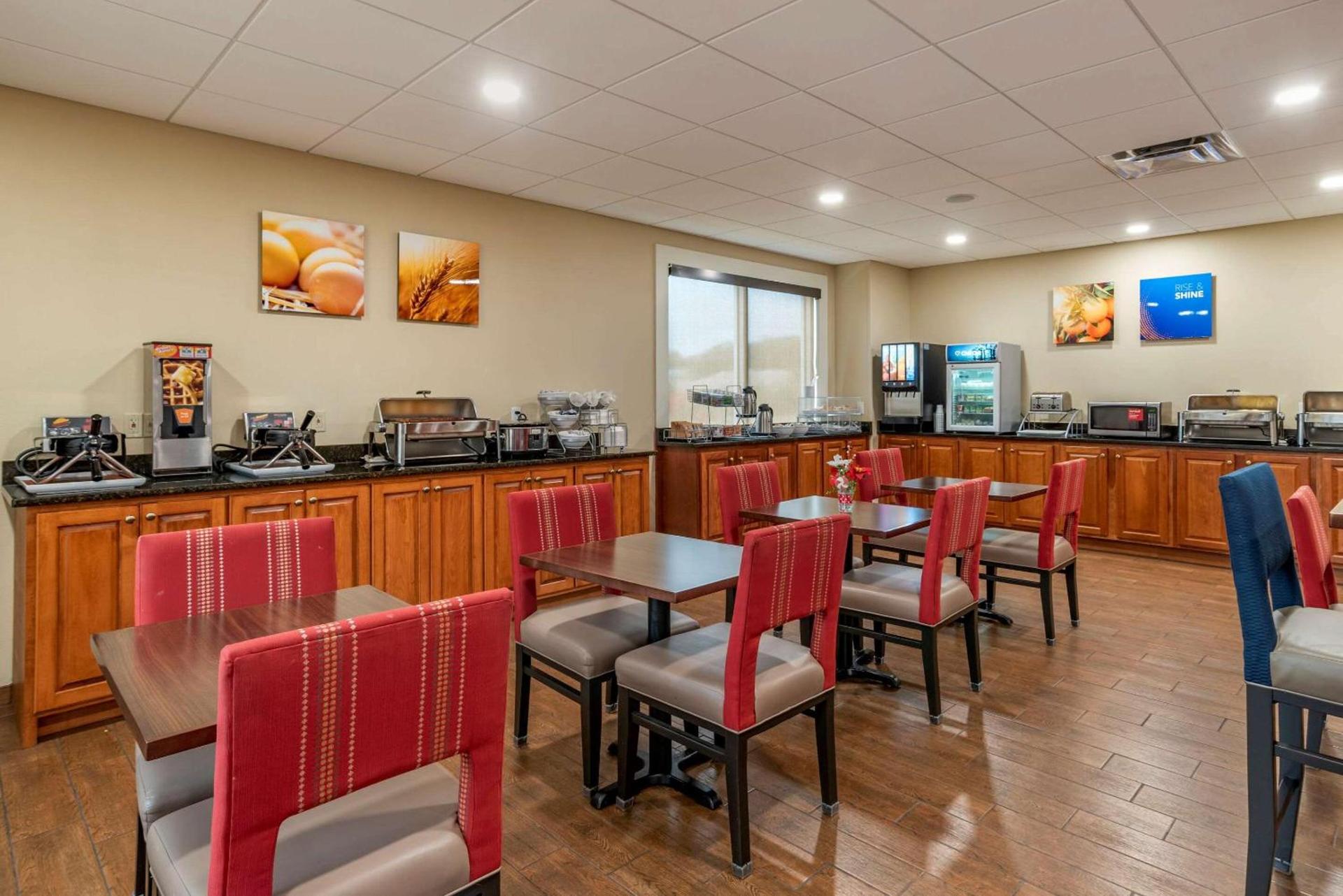 Comfort Suites Niceville Near Eglin Air Force Base photo 22