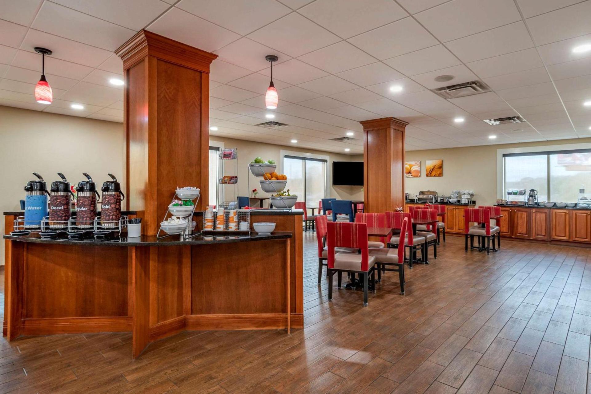 Comfort Suites Niceville Near Eglin Air Force Base photo 18