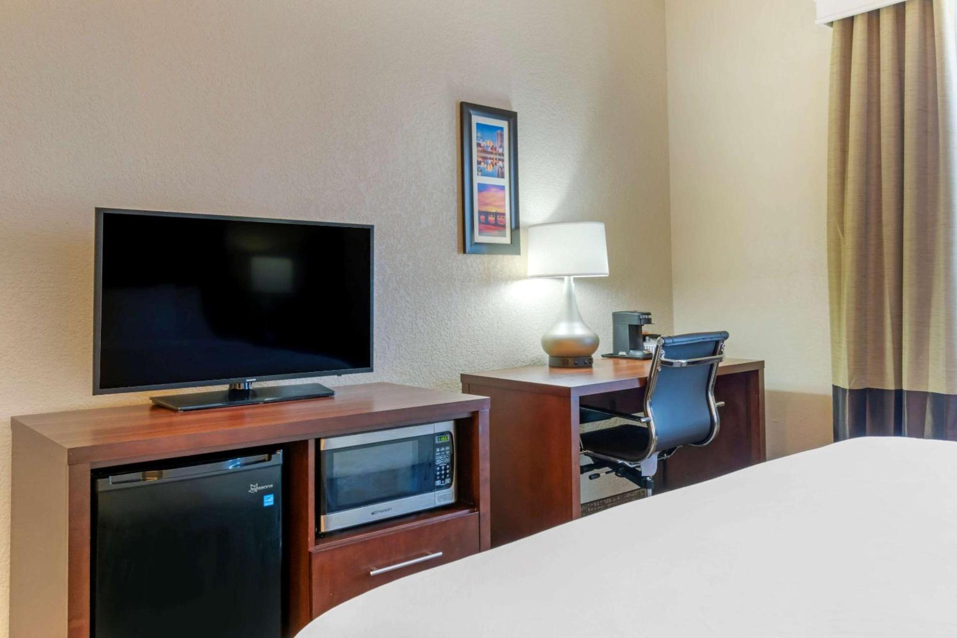 Comfort Inn Mechanicsburg - Harrisburg South photo 6