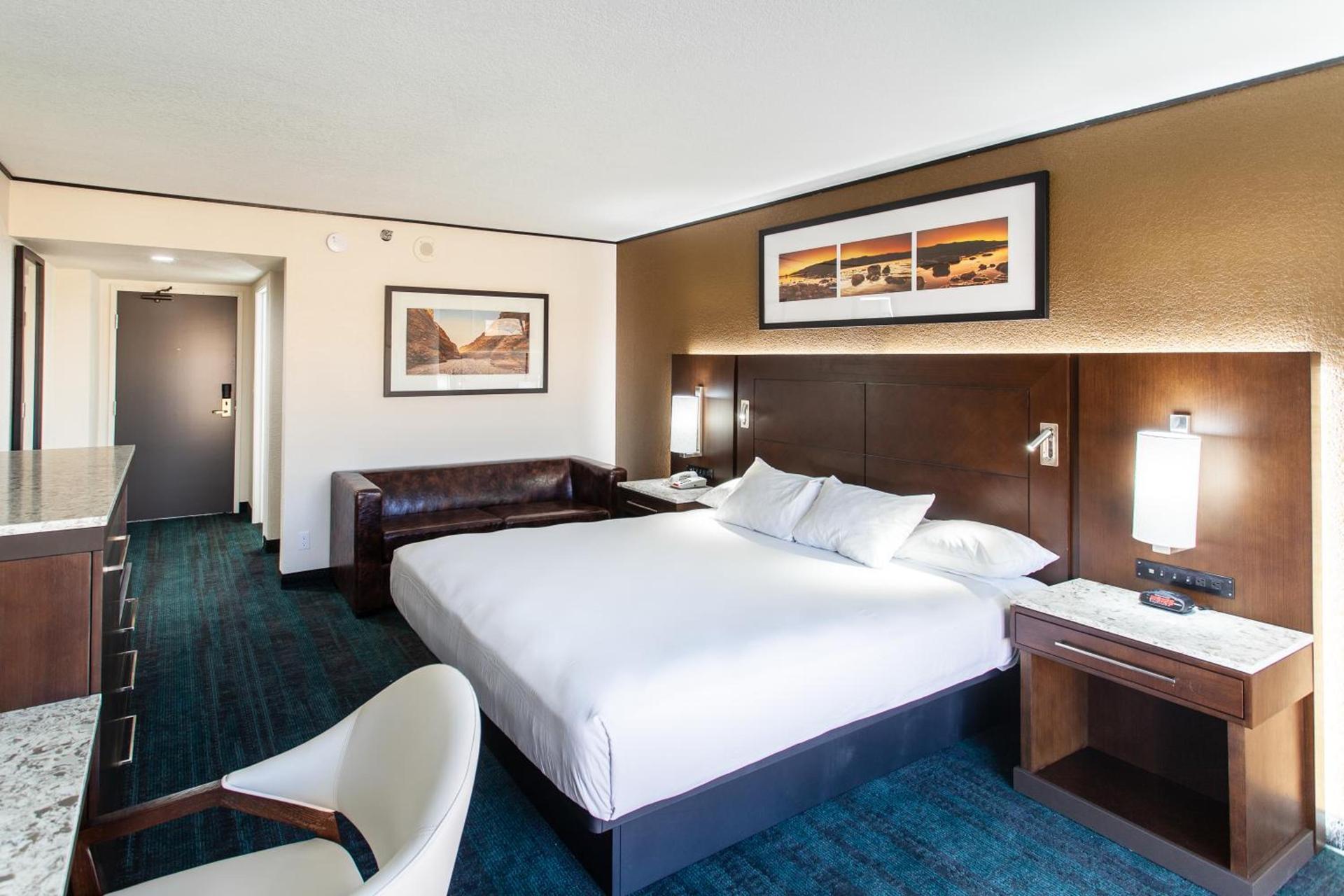Don Laughlin's Riverside Resort & Casino photo 5