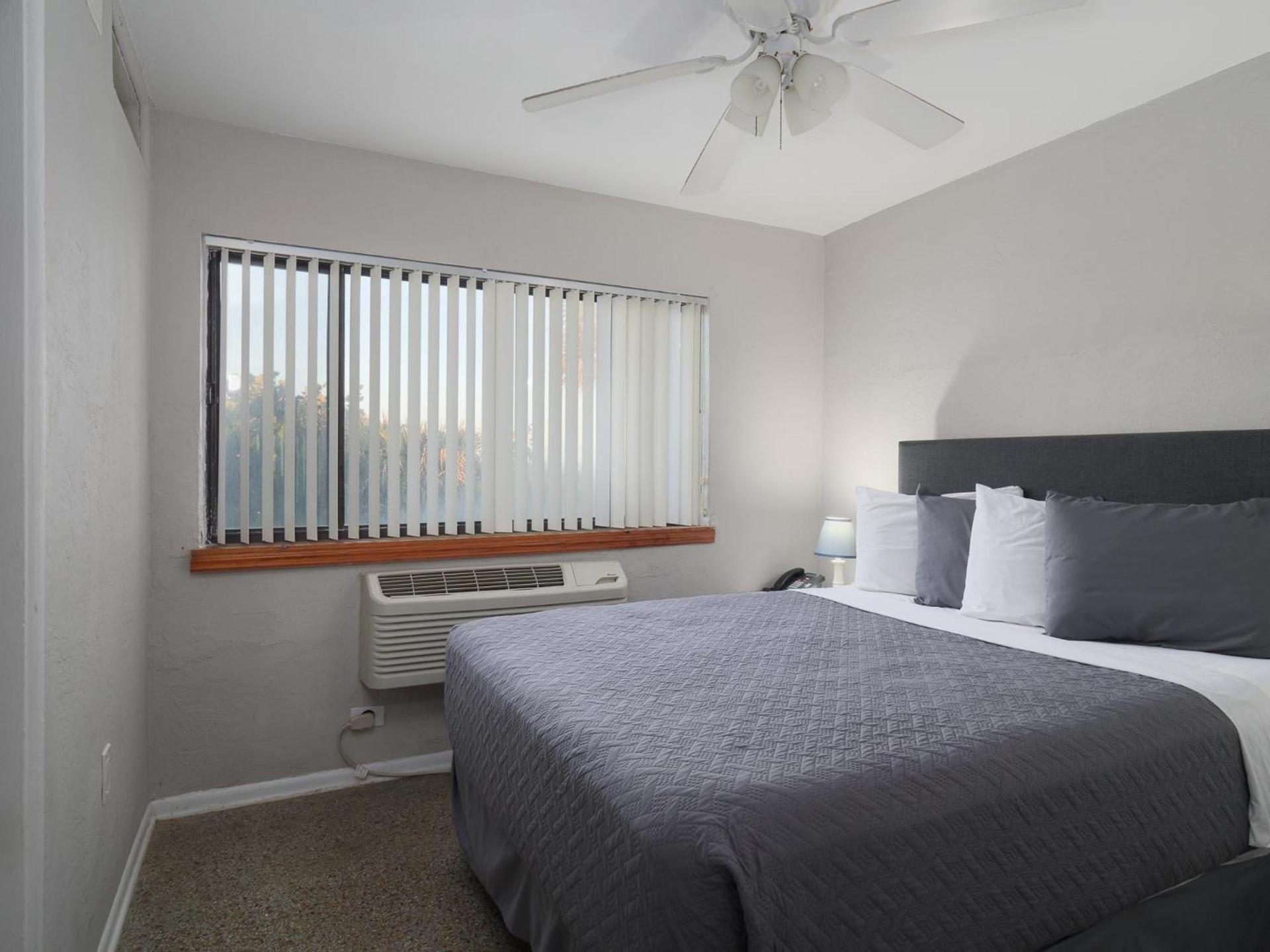 South Beach Inn - Cocoa Beach photo 18