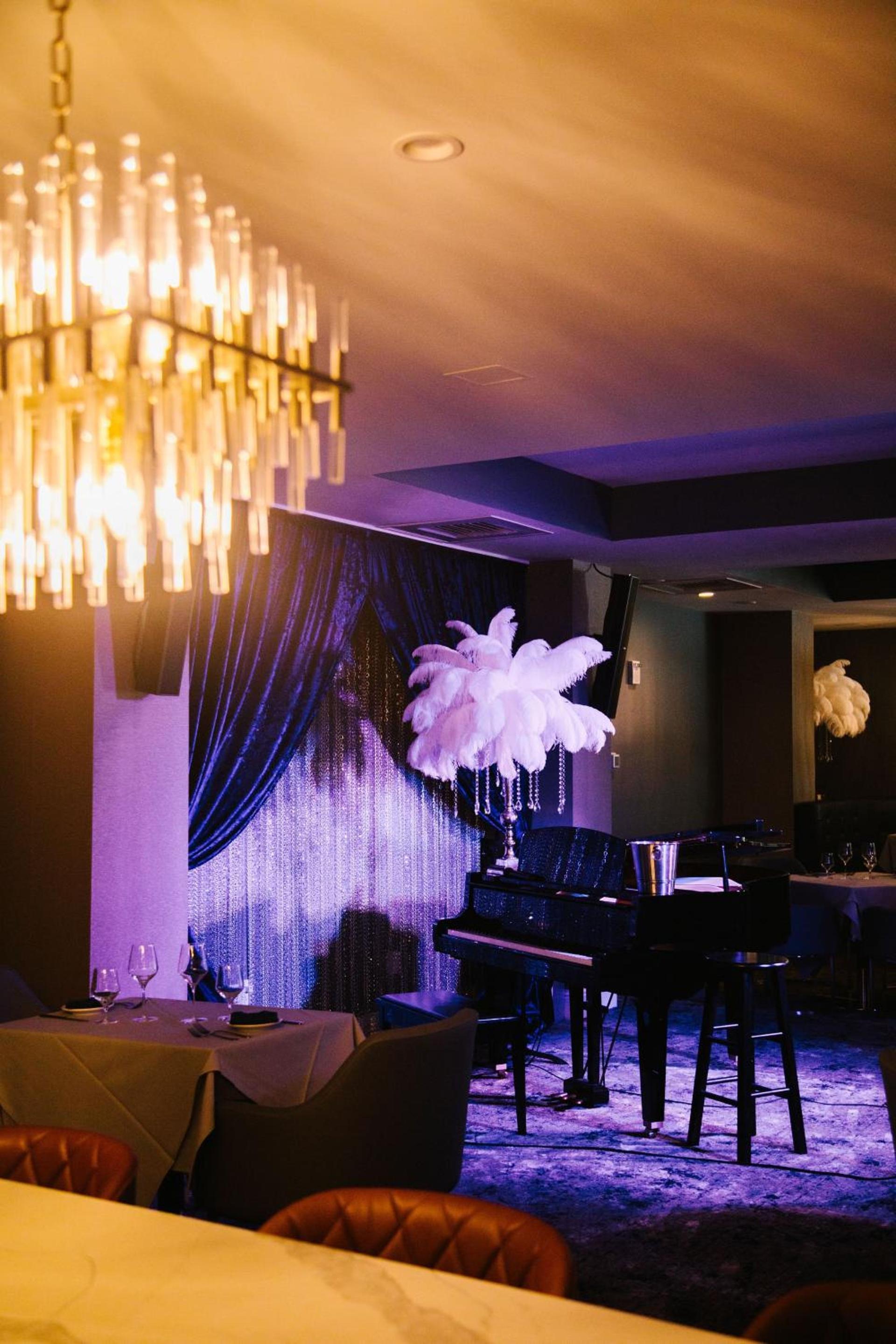 Hotel Legends photo 40