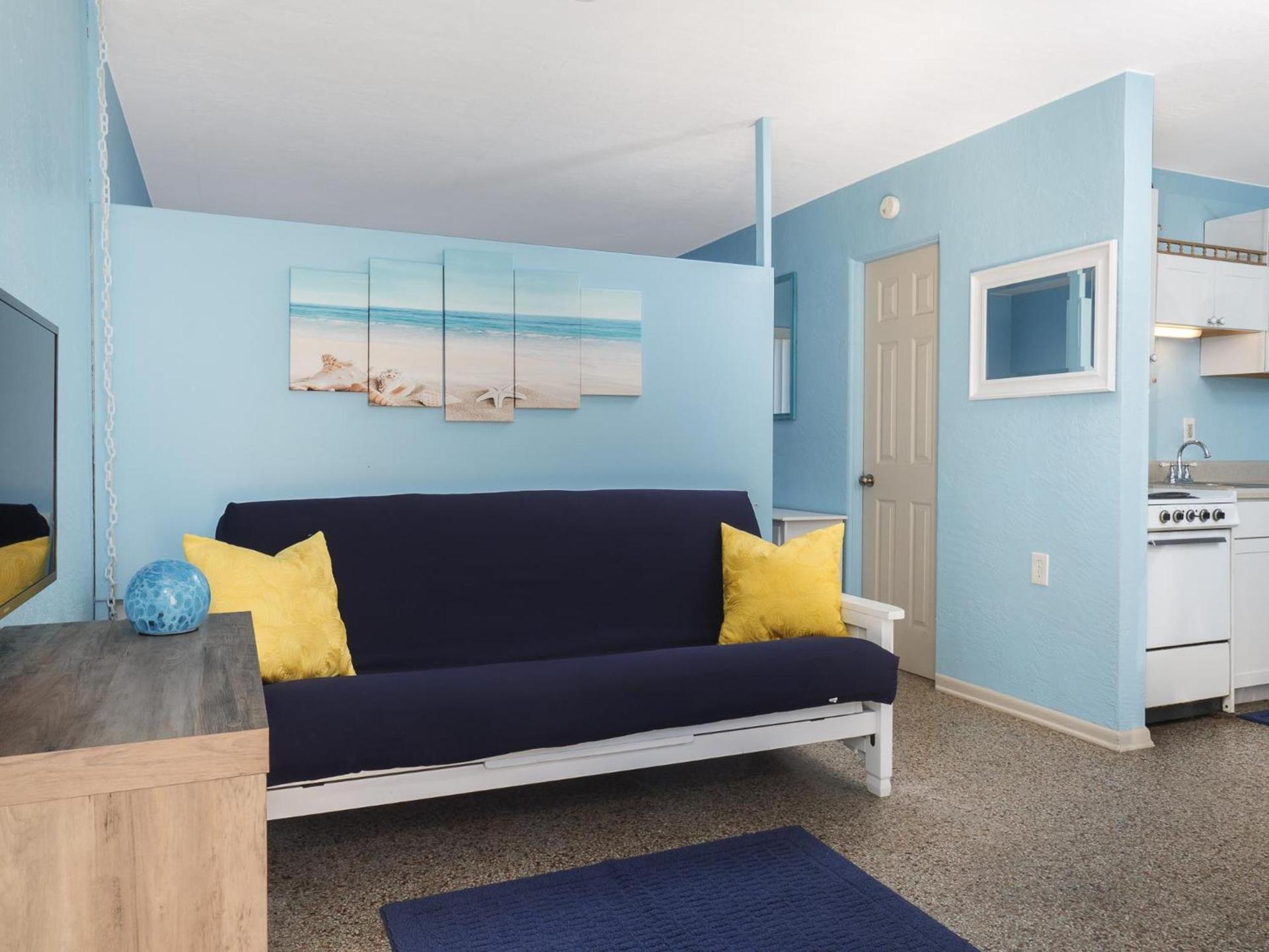 South Beach Inn - Cocoa Beach photo 9