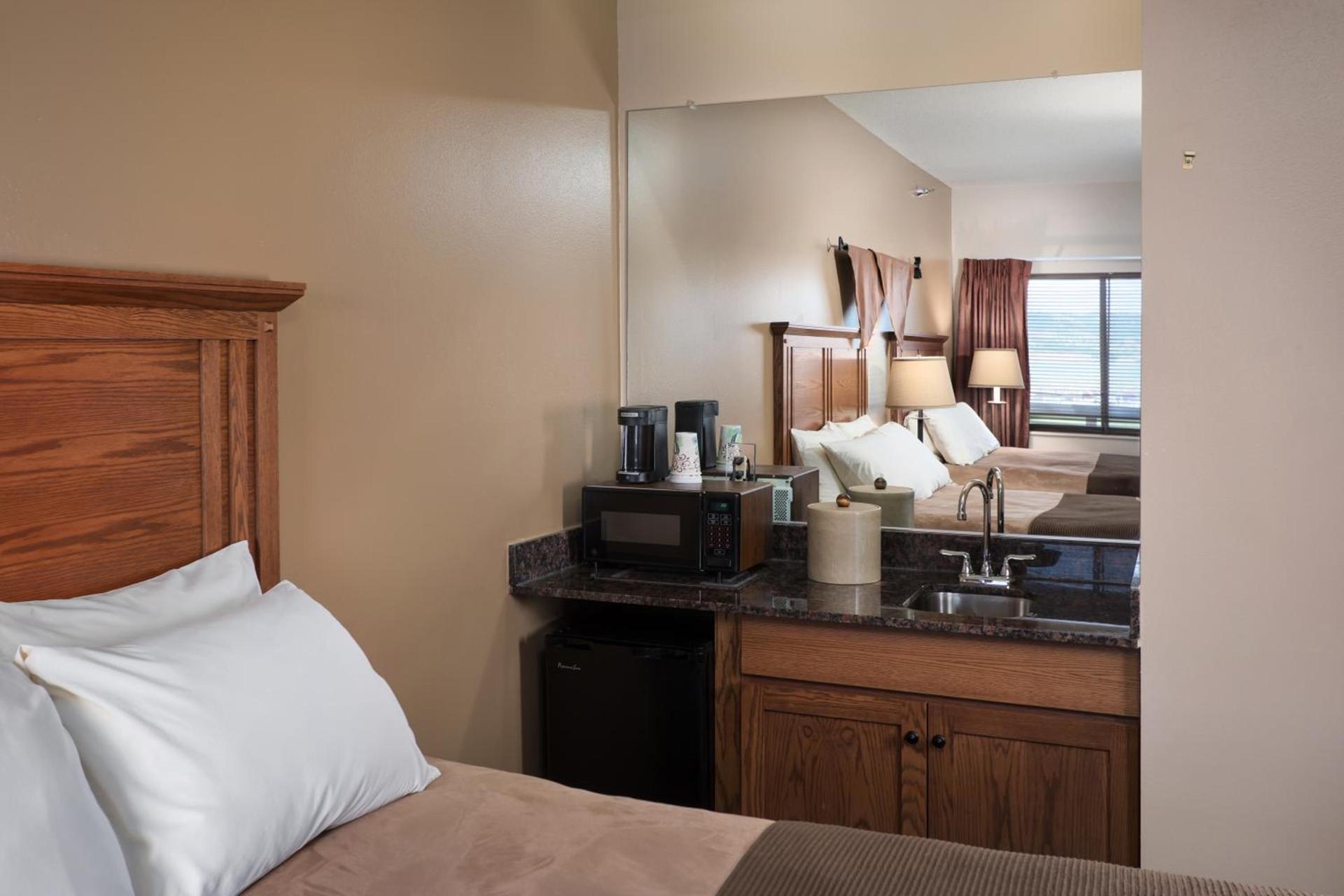 Cedar Shore Resort photo 55