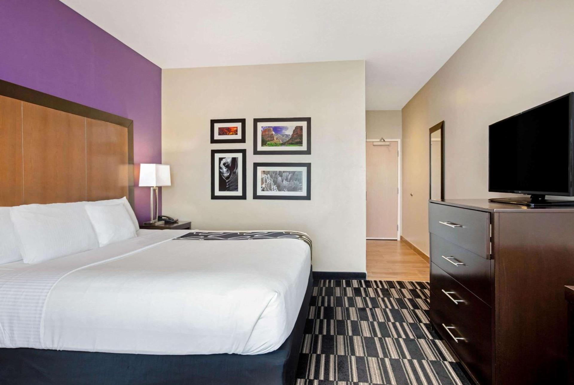 La Quinta by Wyndham Cedar City photo 14