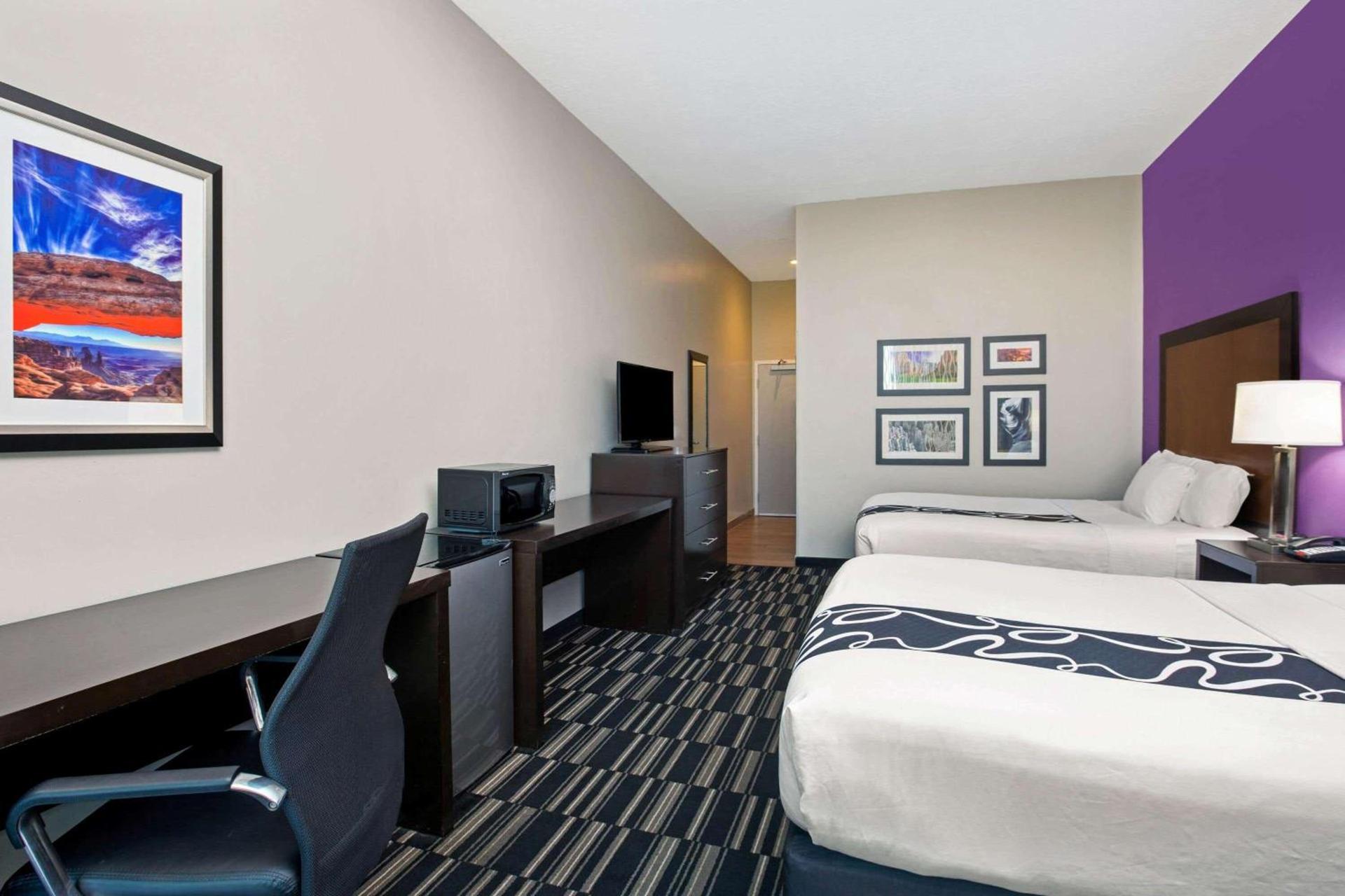 La Quinta by Wyndham Cedar City photo 11